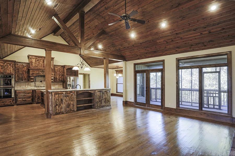 WOODLANDS EDGE - Residential