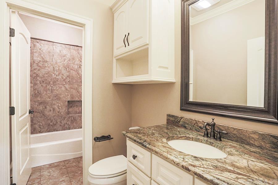 WOODLANDS EDGE - Residential