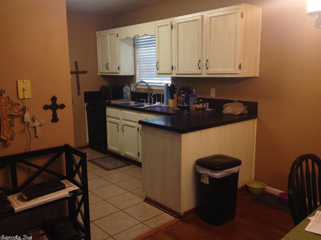 CRYSTAL LAKE - Residential