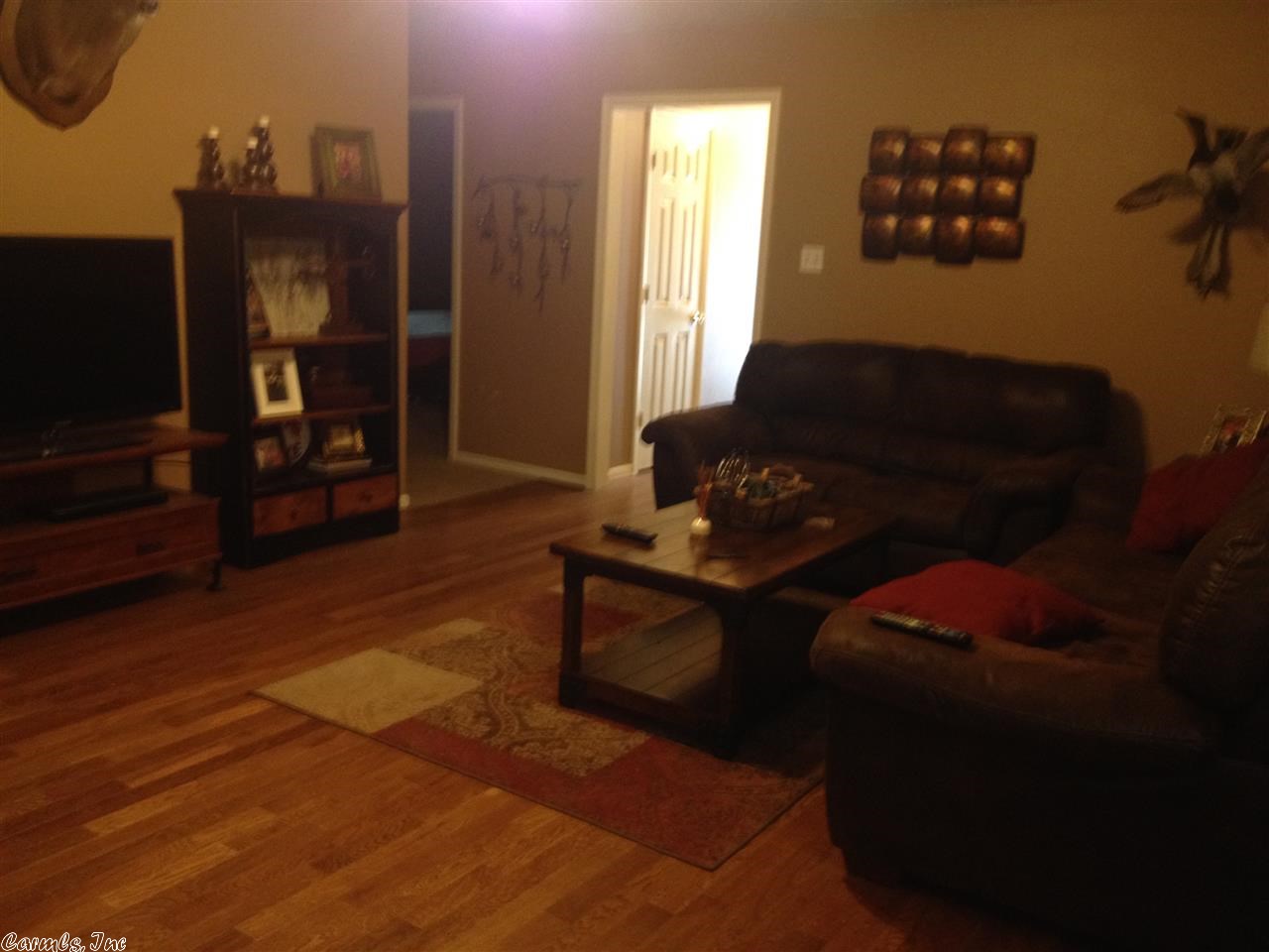 CRYSTAL LAKE - Residential