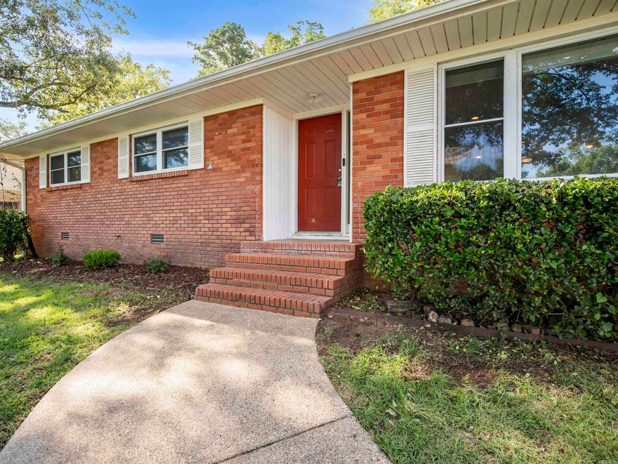 SUPER CUTE ONE-LEVEL 3 BED 2 BATH HOME DIRECTLY ACROSS FROM LAKE HAMILTON IN THE POPULAR 7 SOUTH CORRIDOR!  Many recent updates have been made in the last 5 years including a new roof, granite countertops, a gorgeous walk-in shower added to the primary ensuite, and more! The carport adds convenient covered parking with an entry into the laundry/mudroom, and the back patio is the perfect place to have a glass of lemonade and nature watch in the spacious backyard. This quiet neighborhood is very convenient being just minutes from shopping, dining, medical care & entertainment like the Oaklawn Racing Casino Resort! Enjoy an open floorplan with newer tile floors throughout! Schedule your private showing of this gem! Agent Remarks