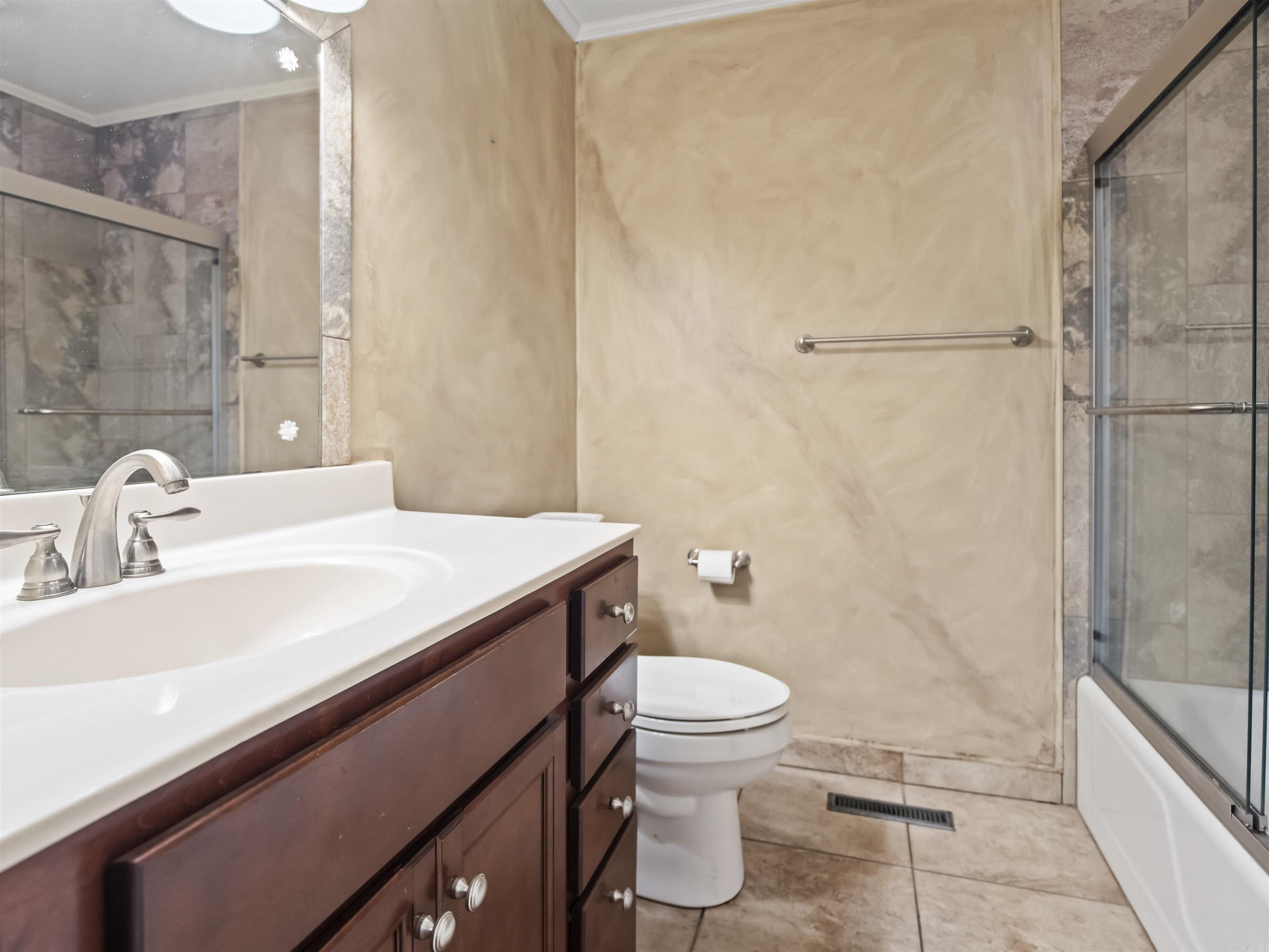 CLIFTON PLACE - Residential