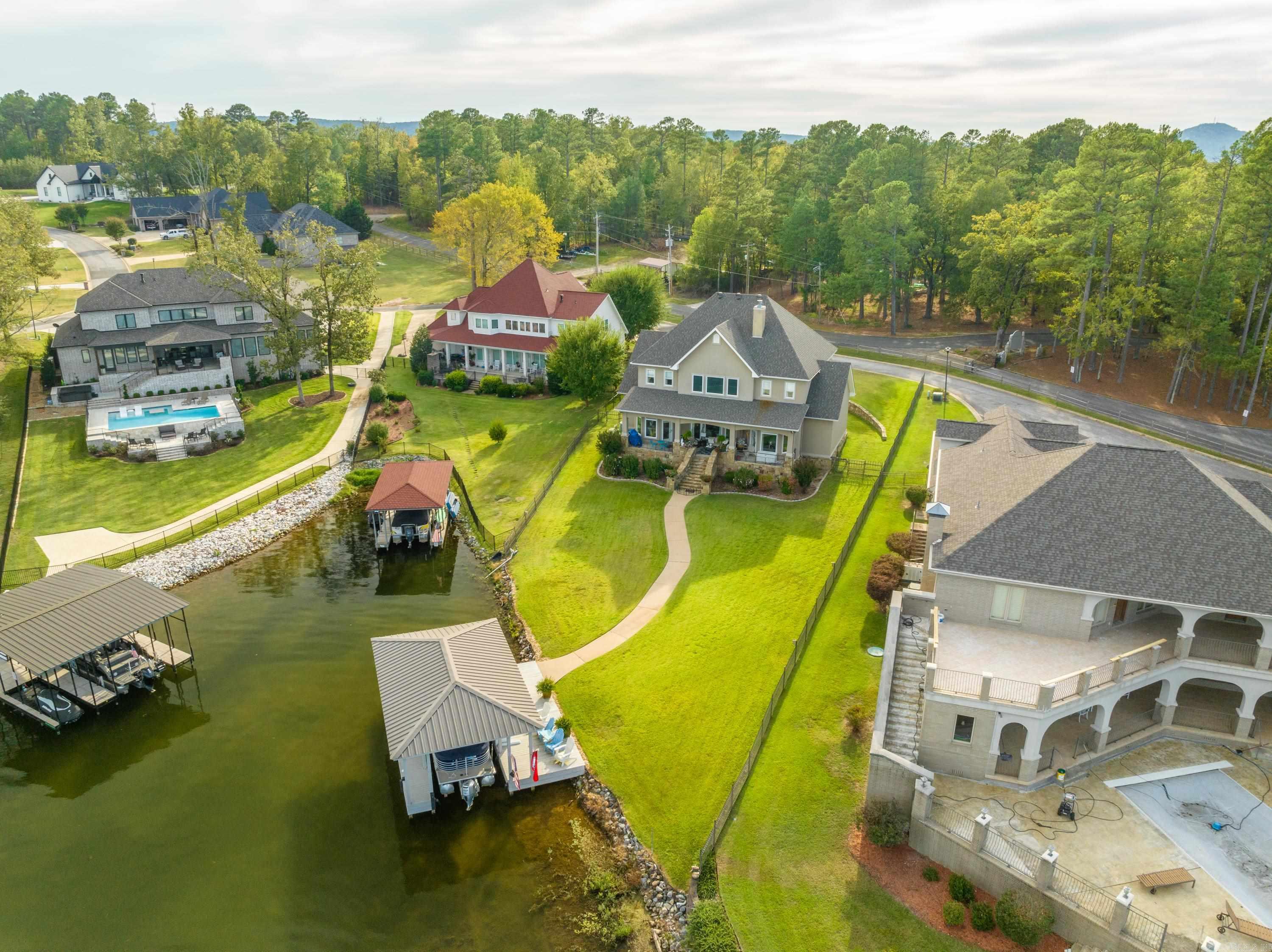 Oak Shores Estates - Residential