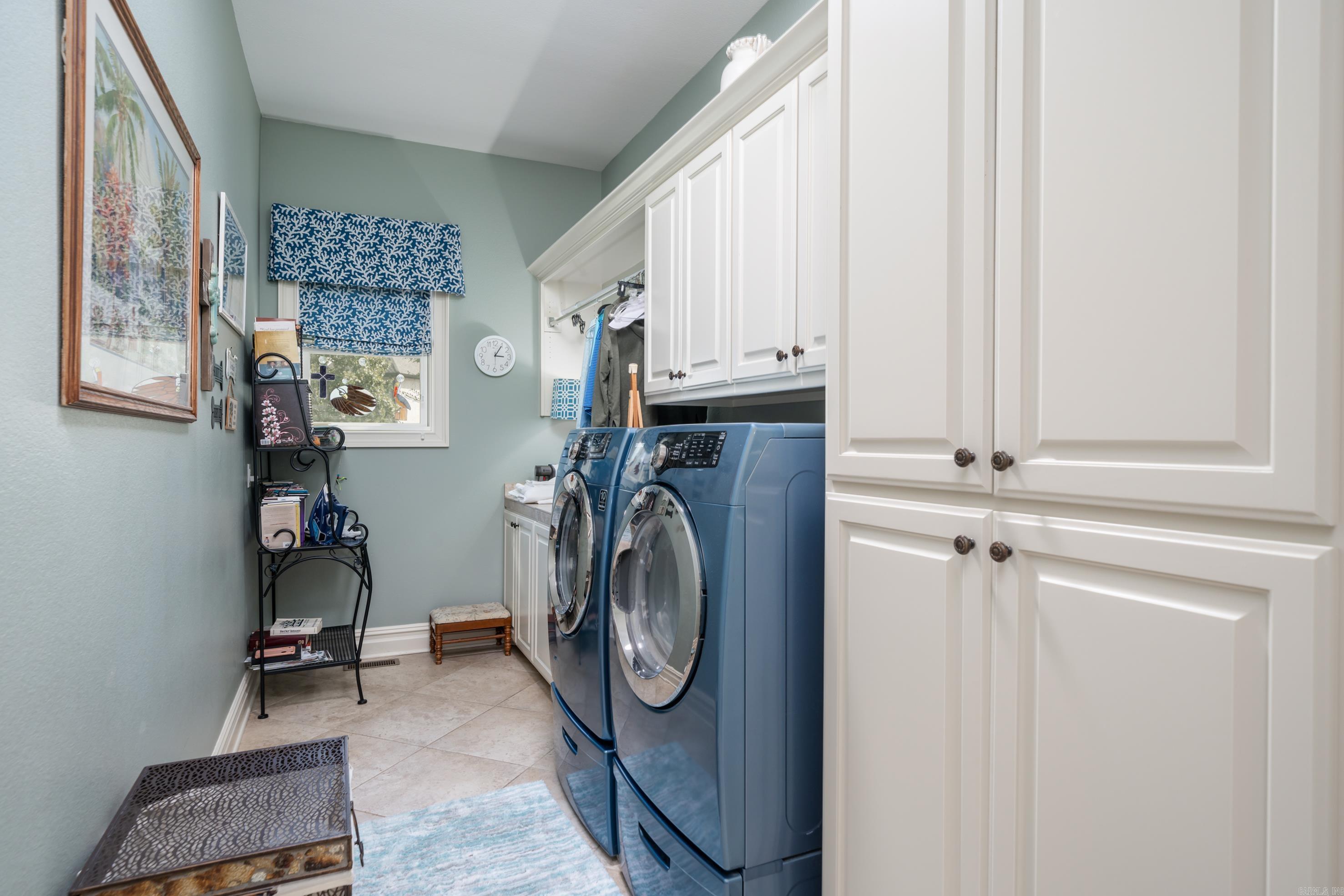 Oak Shores Estates - Residential