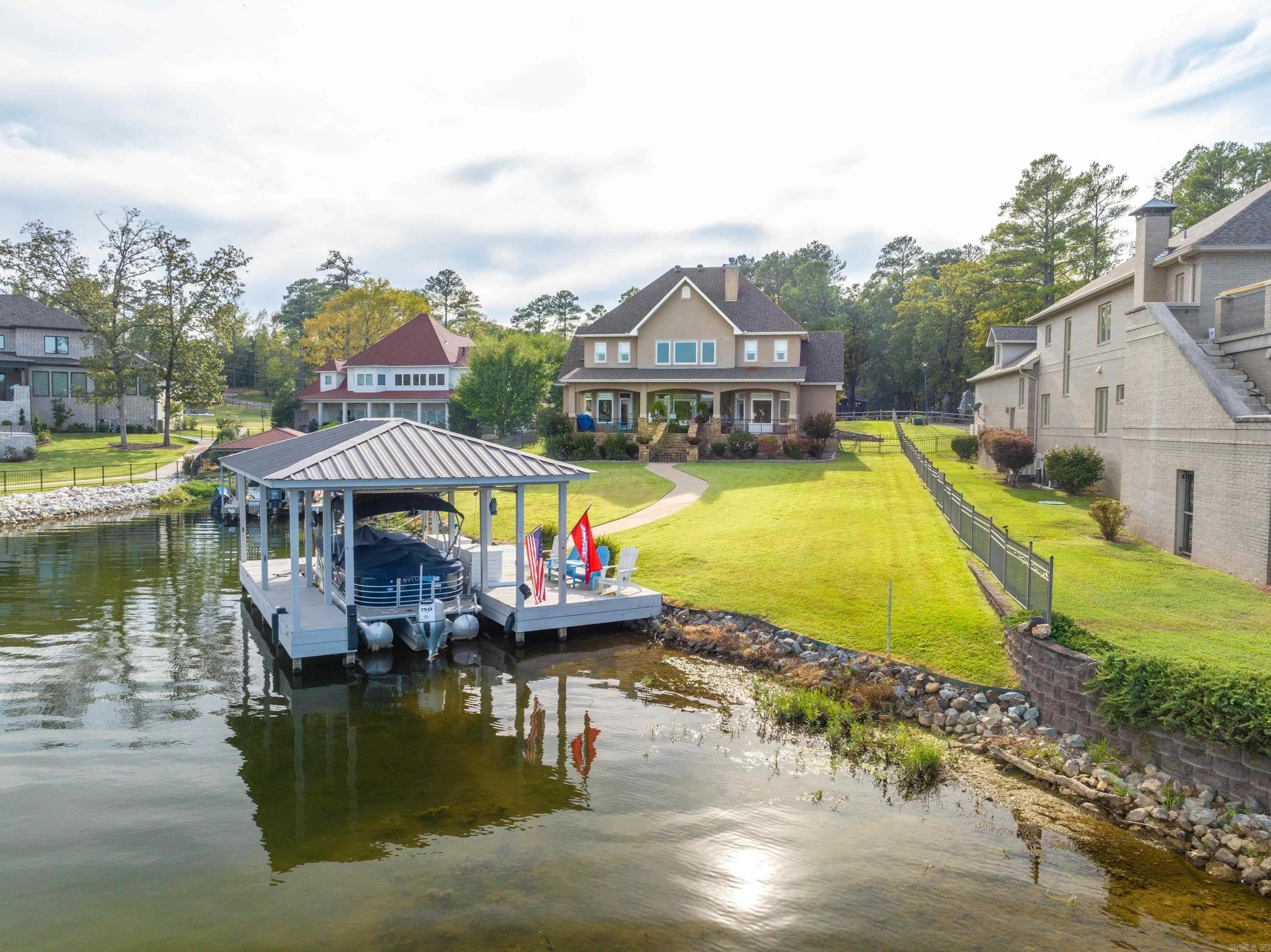 Oak Shores Estates - Residential