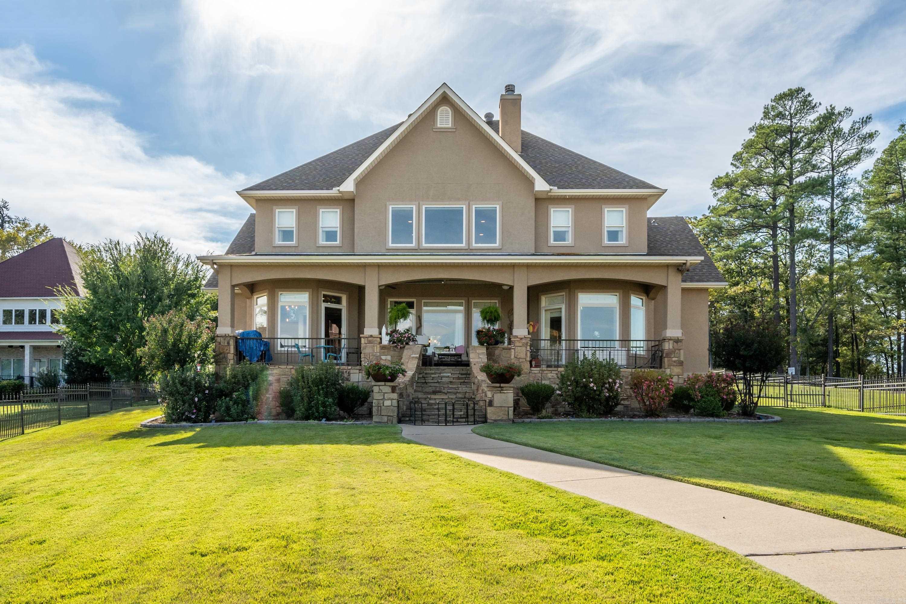 Oak Shores Estates - Residential