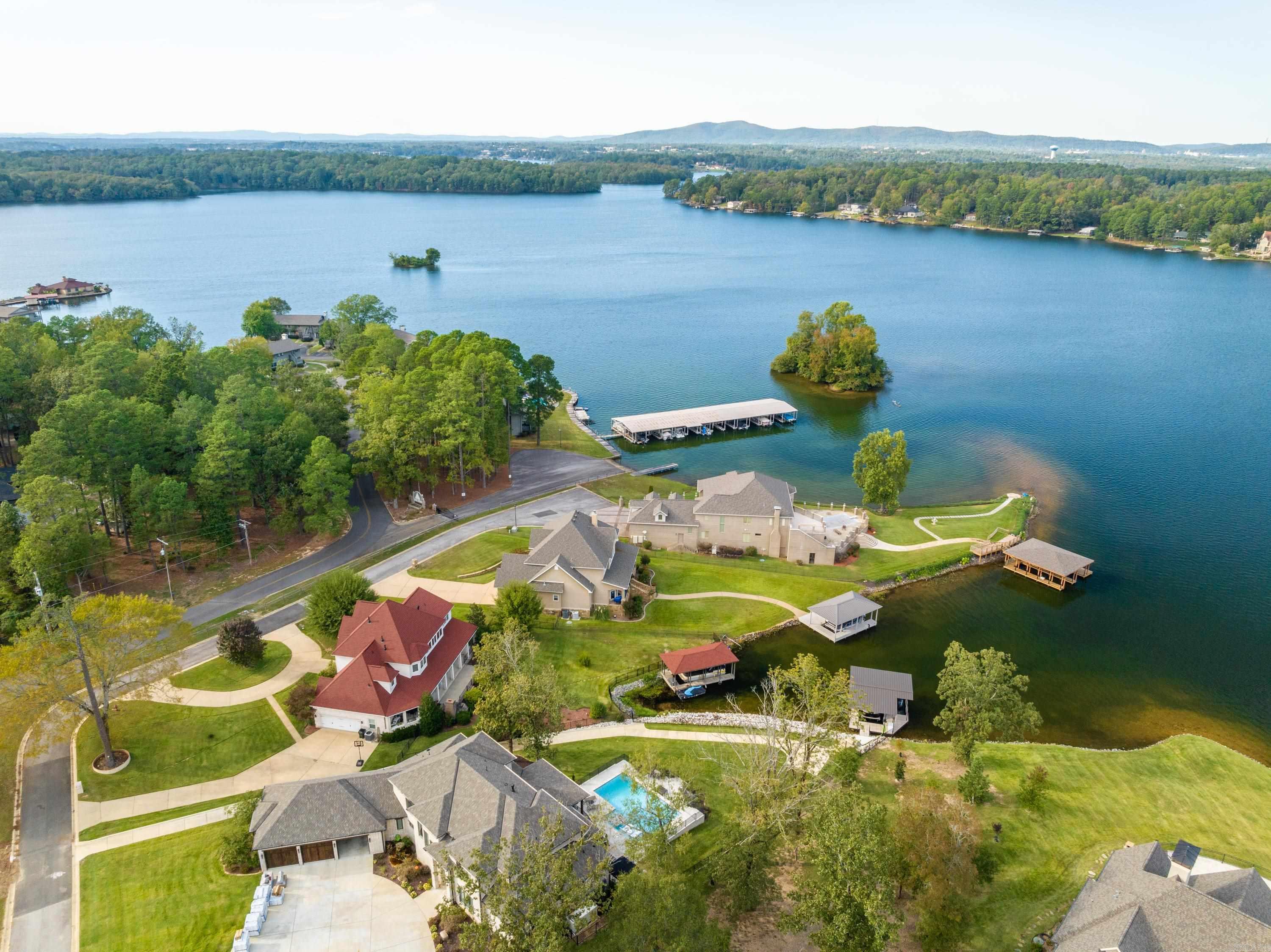 Oak Shores Estates - Residential