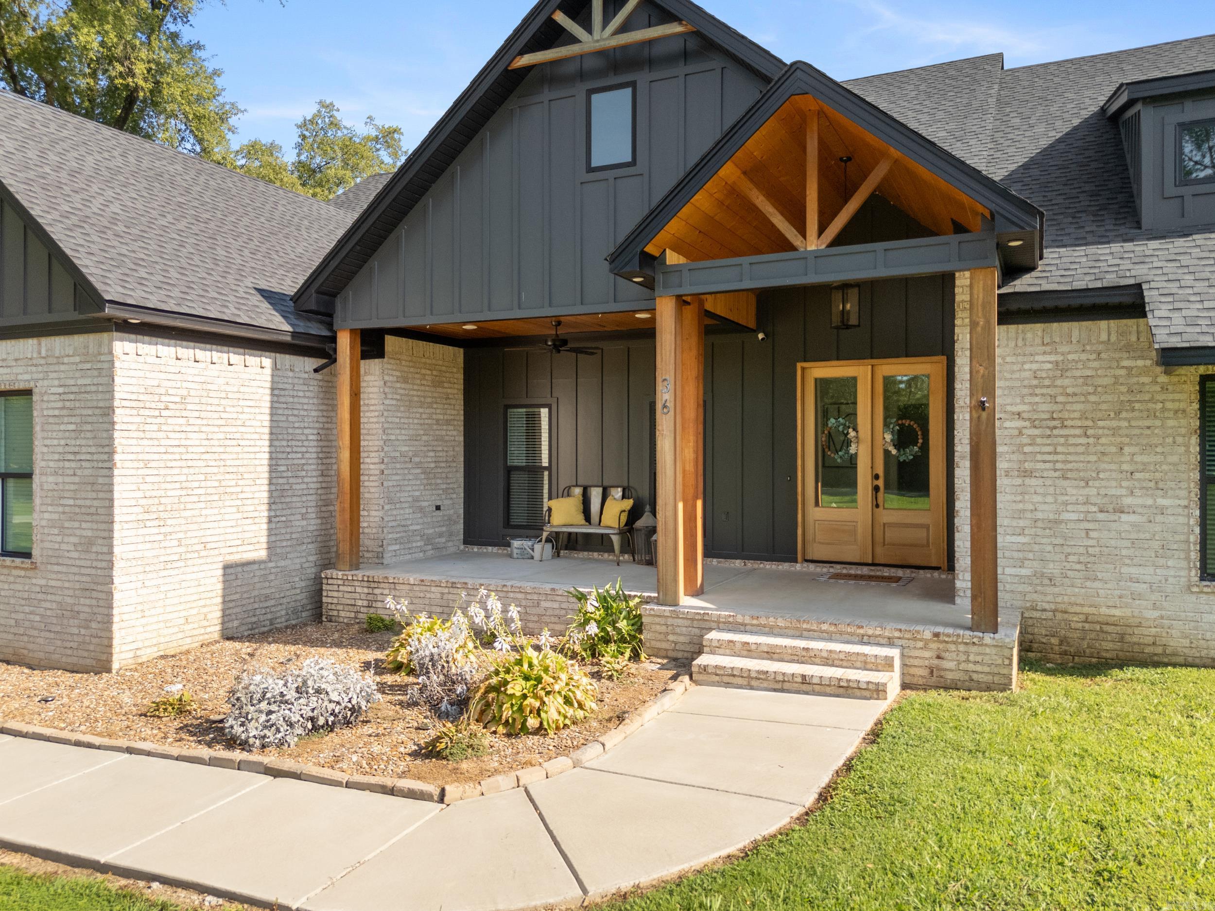 JACK FORK RIDGE - Residential