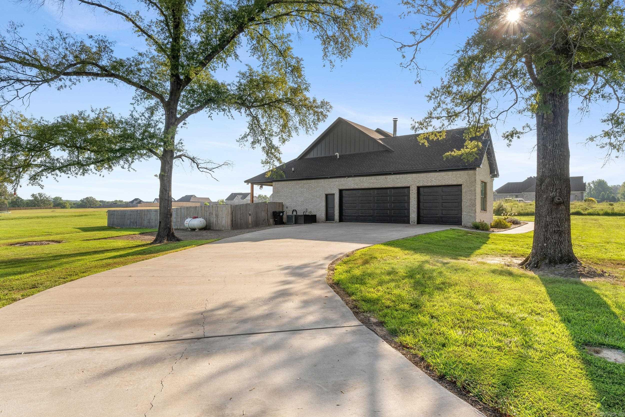 JACK FORK RIDGE - Residential