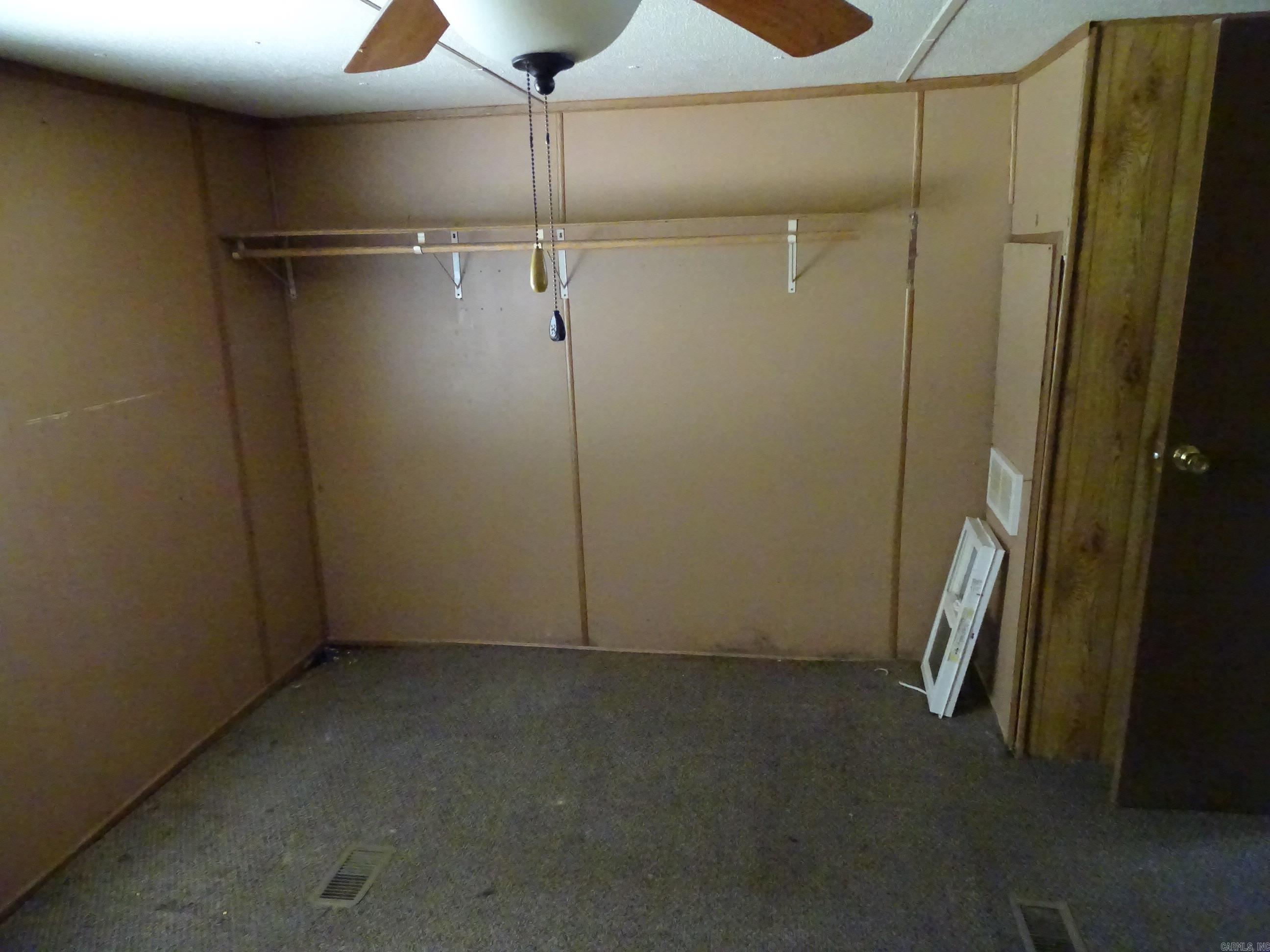 Magic Mountain - Residential