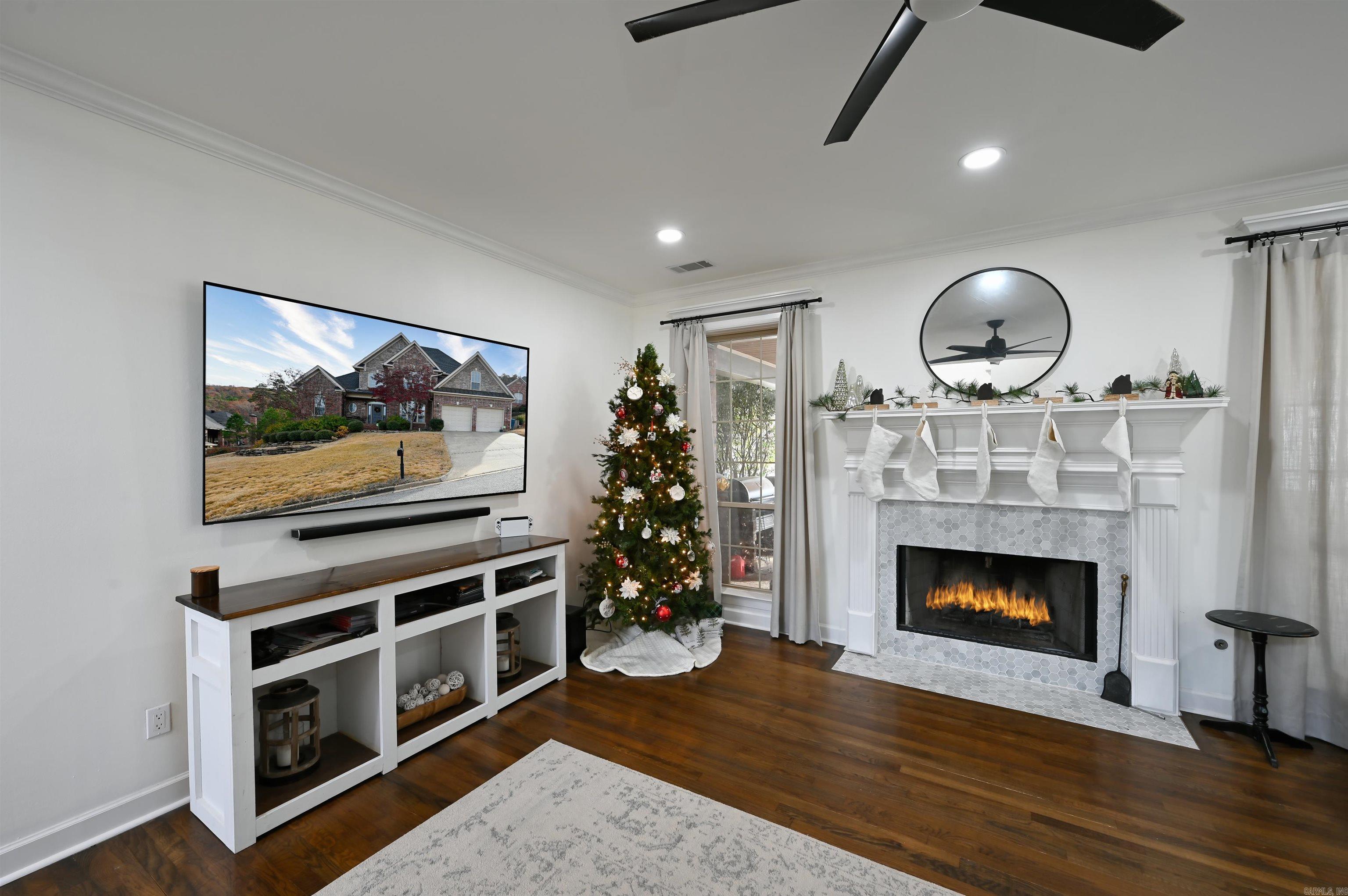 CHENAL VALLEY CHALAMONT PLACE - Residential