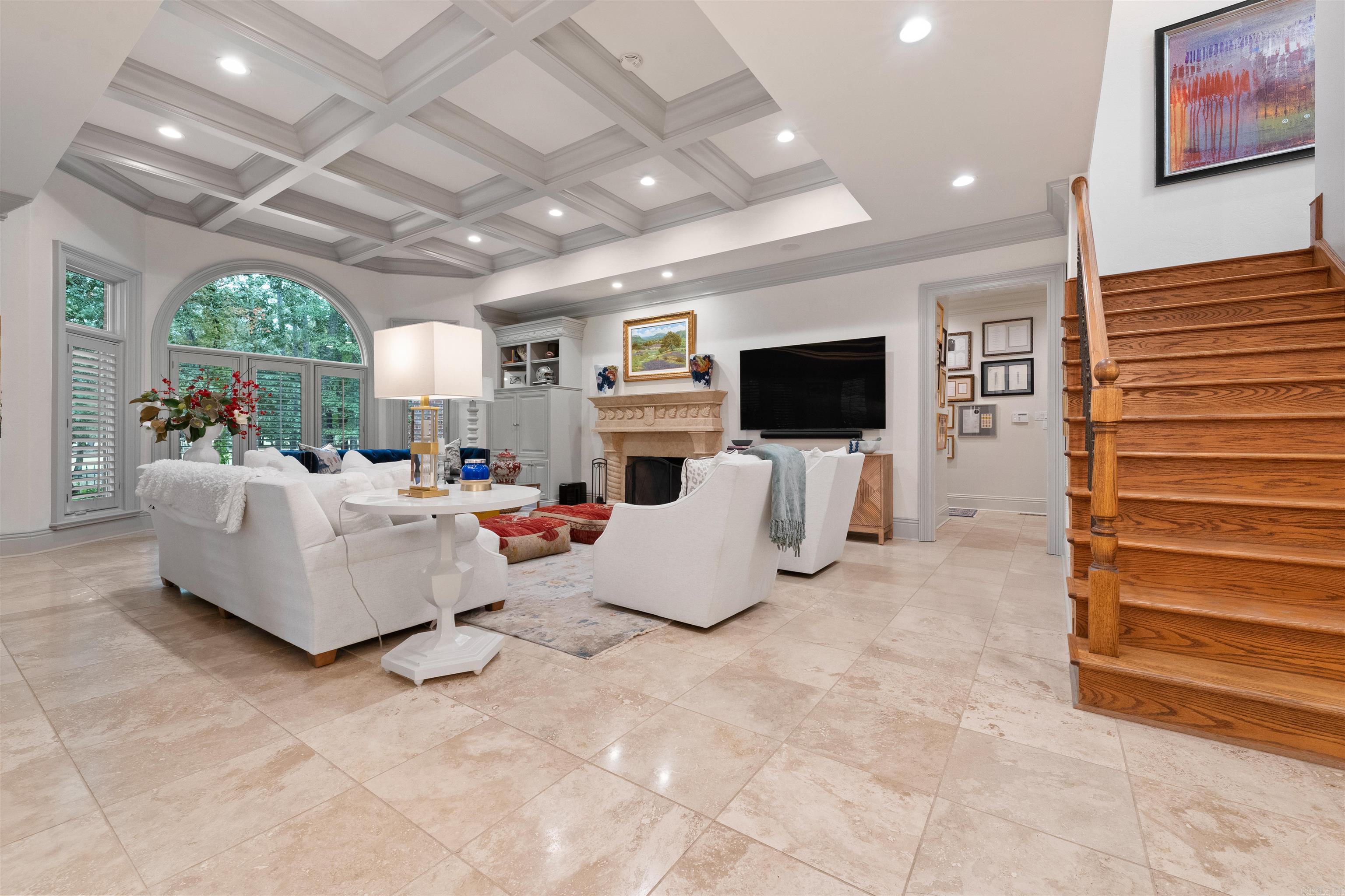 CHENAL VALLEY SOLOGNE CIRCLE - Residential