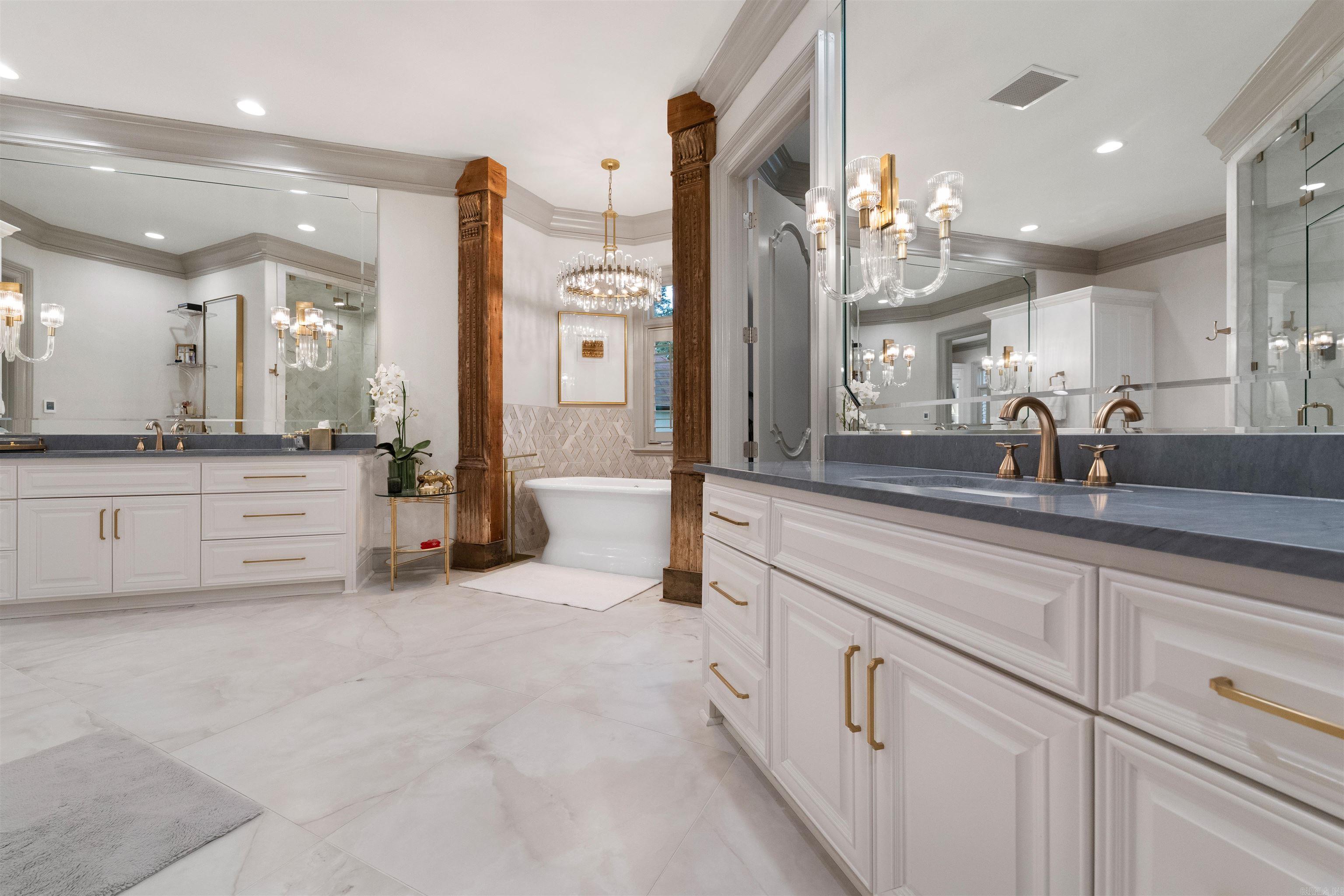 CHENAL VALLEY SOLOGNE CIRCLE - Residential