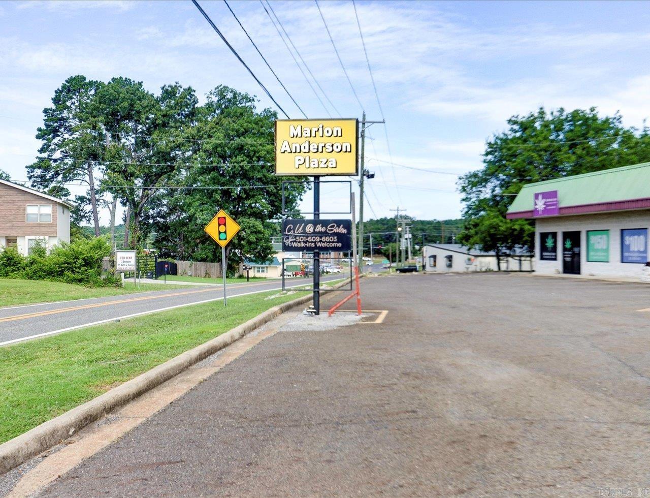 **Commercial Suite for Lease** Suite 3-4 has previously been occupied by a restaurant and includes three dining rooms, a kitchen equipped with a sink and Ansel System, three bathrooms, and storage space. This suite could be divided back into the original Suites 3 and 4 for new leasing opportunities.