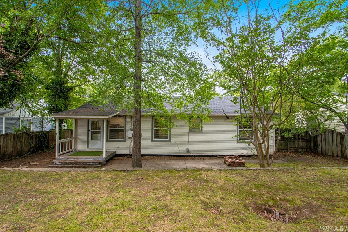 KAVANAUGH PLACE - Residential