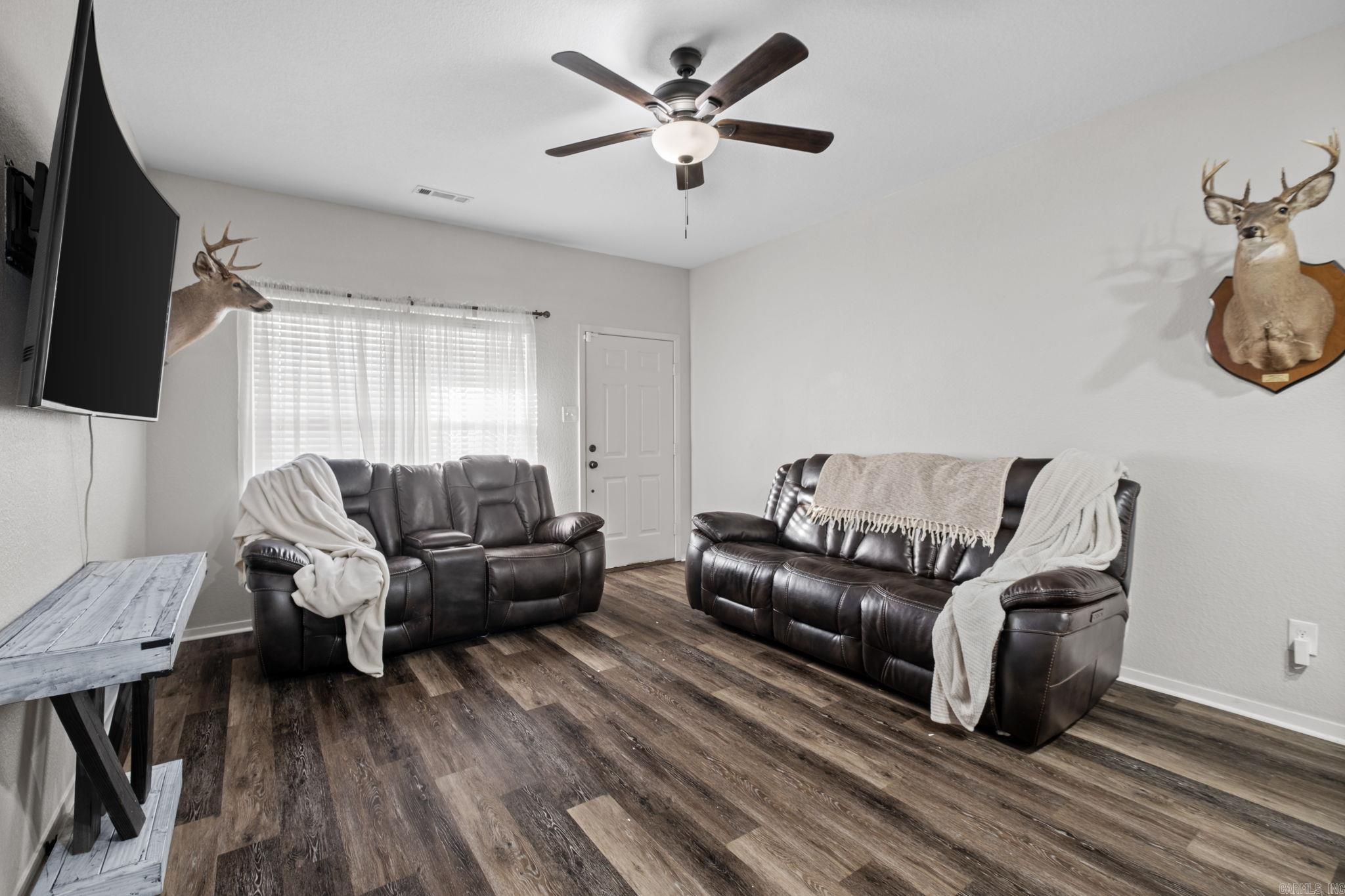 OAKLAND PARK - Residential