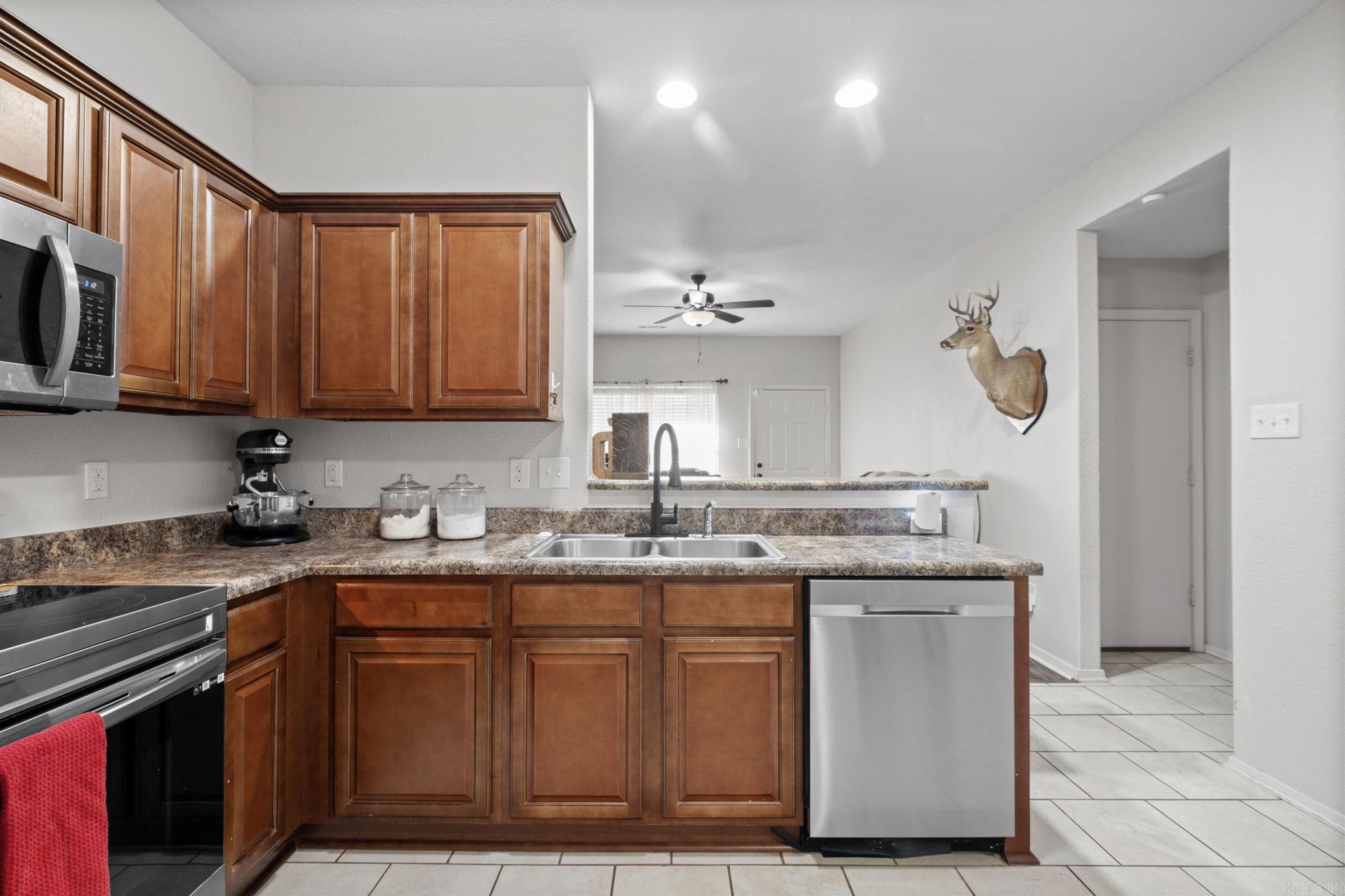 OAKLAND PARK - Residential