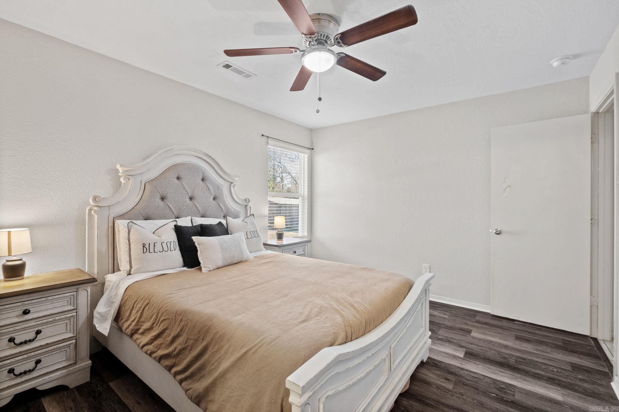 OAKLAND PARK - Residential