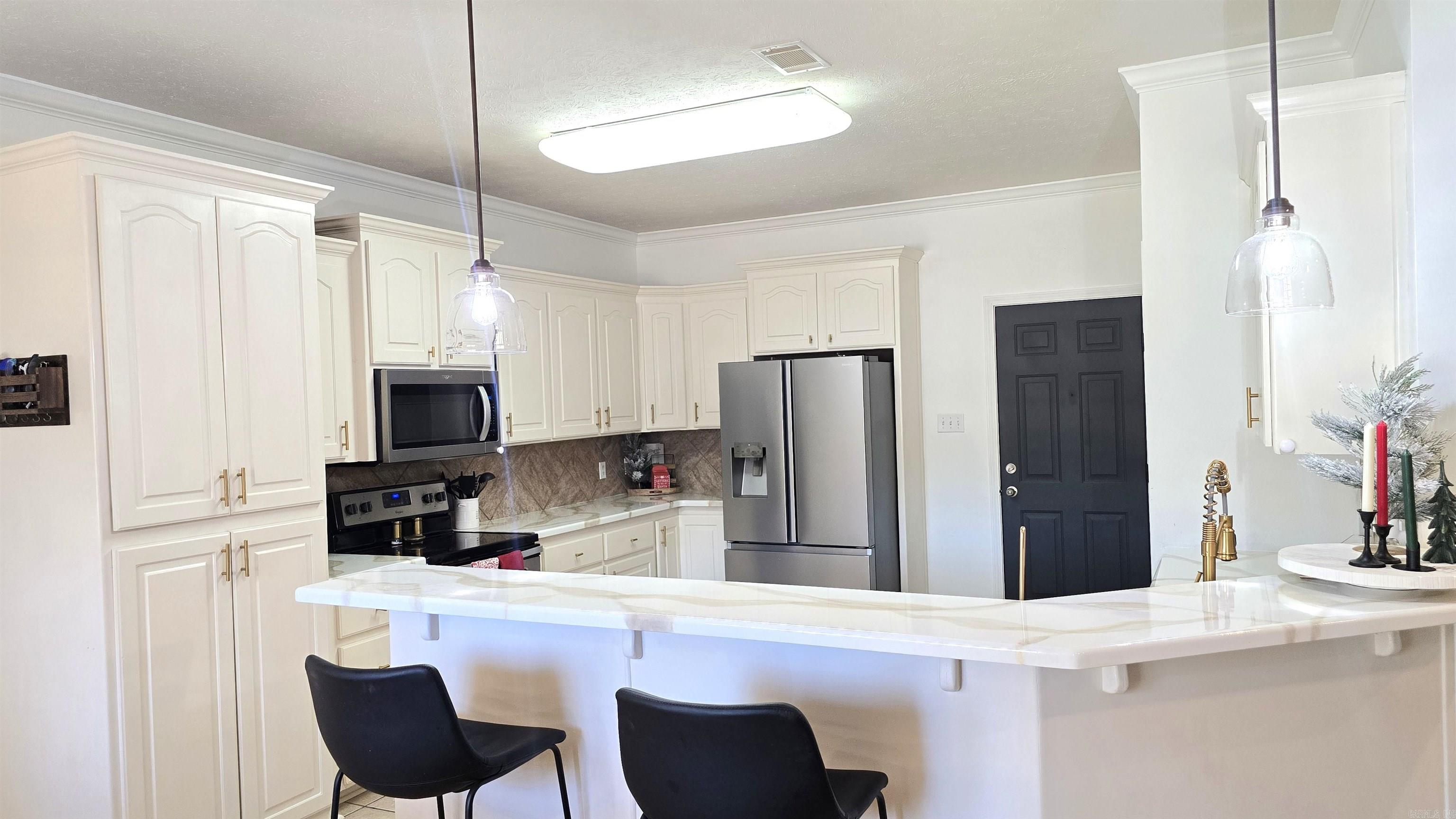 Club Creek - Residential