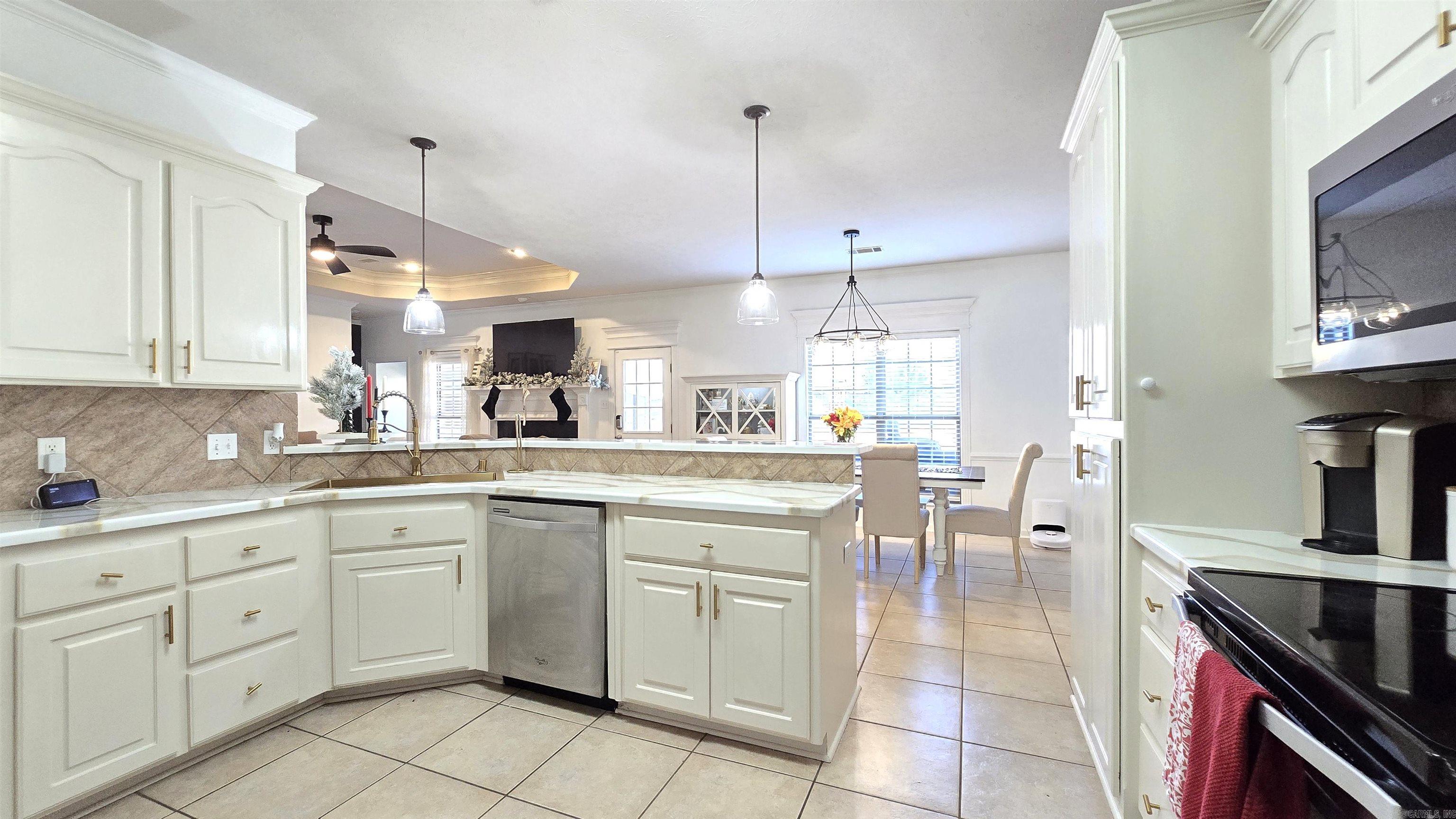 Club Creek - Residential