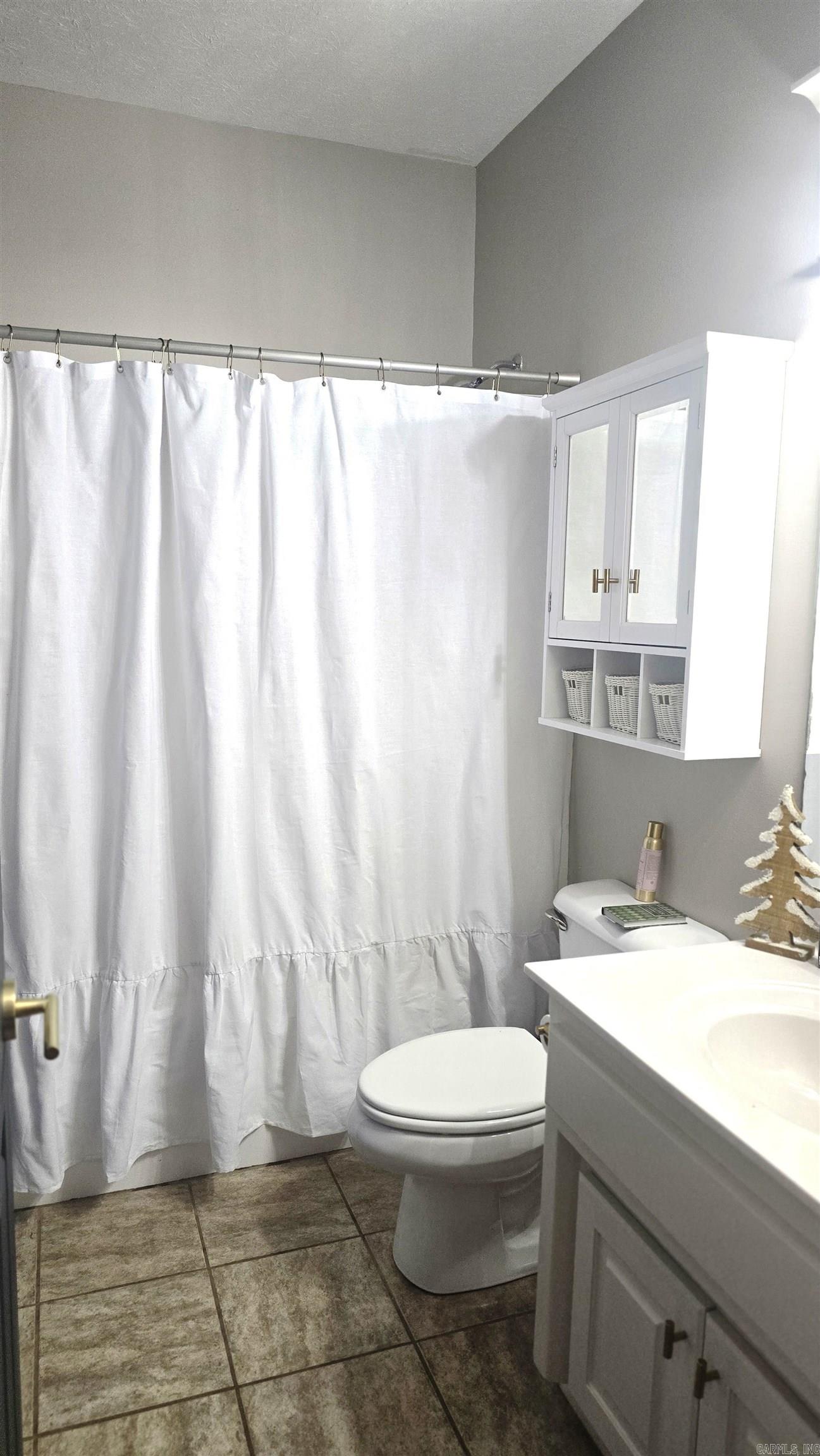 Club Creek - Residential