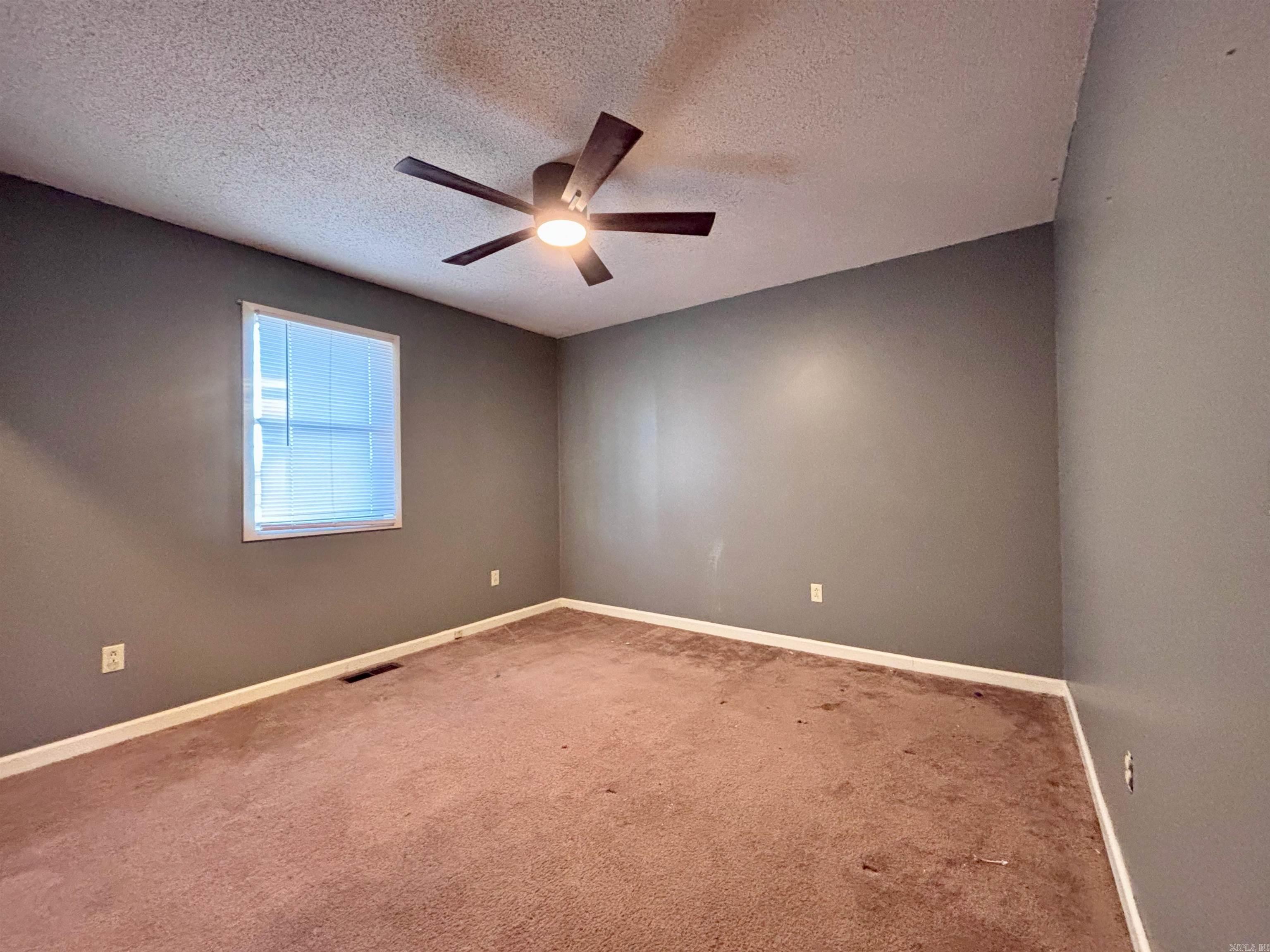 FONTAINES - Residential