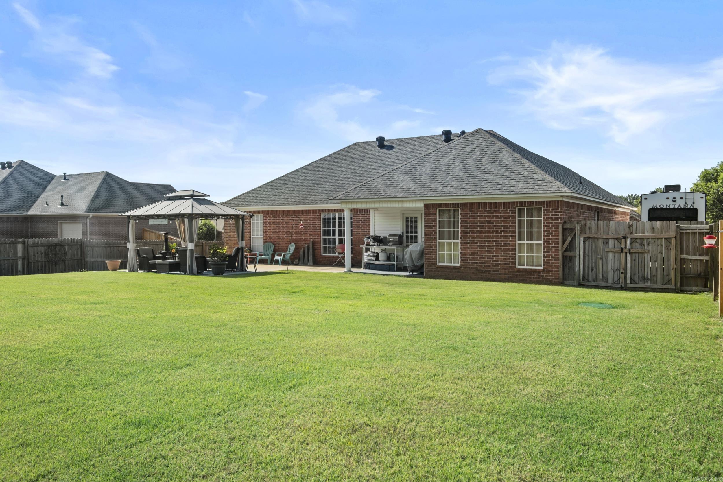 WILHELMINA COVE - Residential