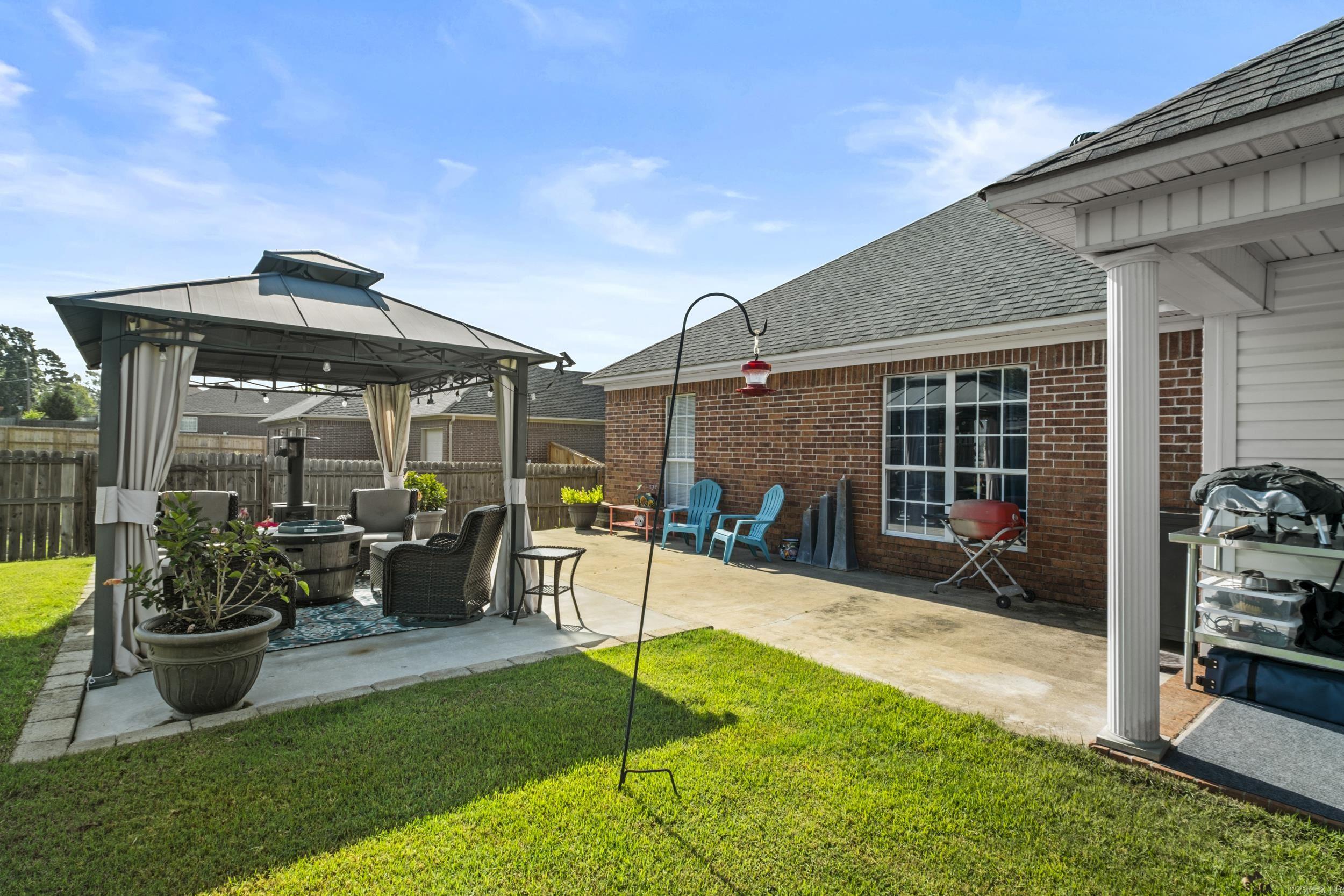 WILHELMINA COVE - Residential