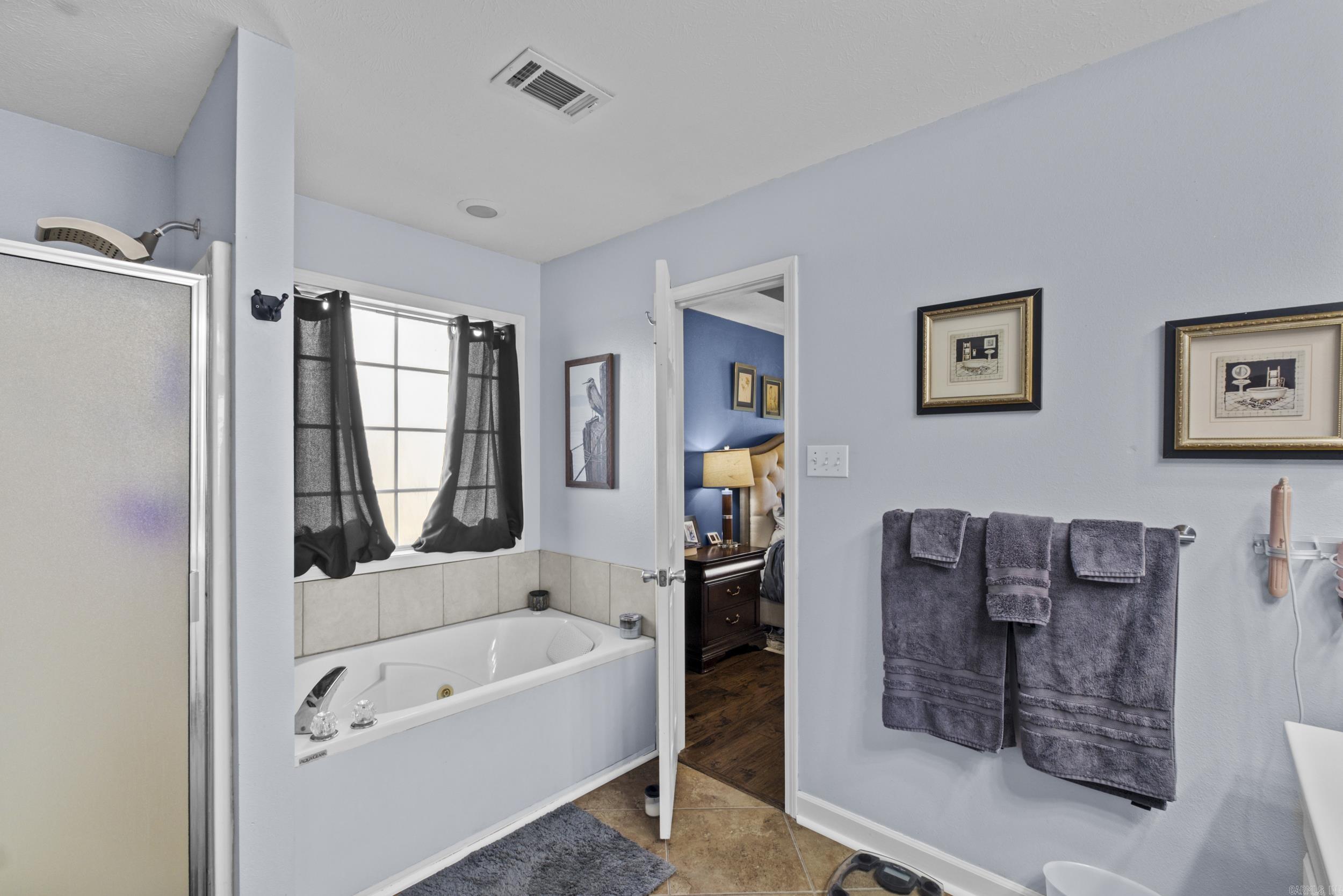 WILHELMINA COVE - Residential