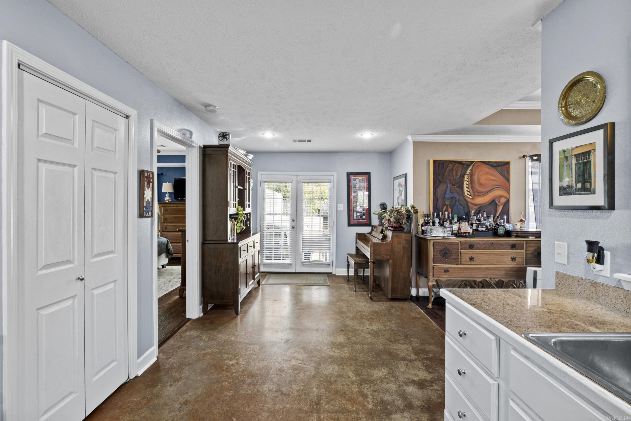 WILHELMINA COVE - Residential