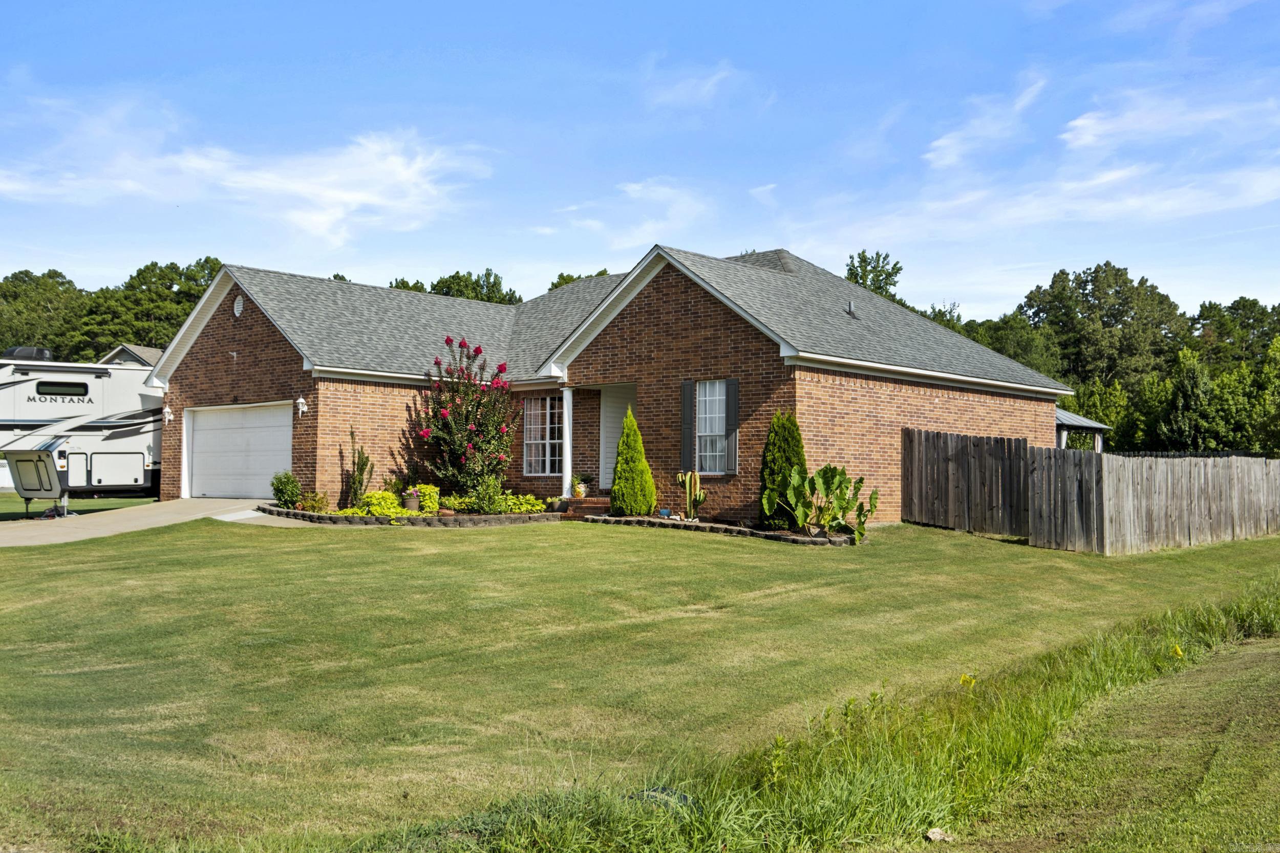 WILHELMINA COVE - Residential