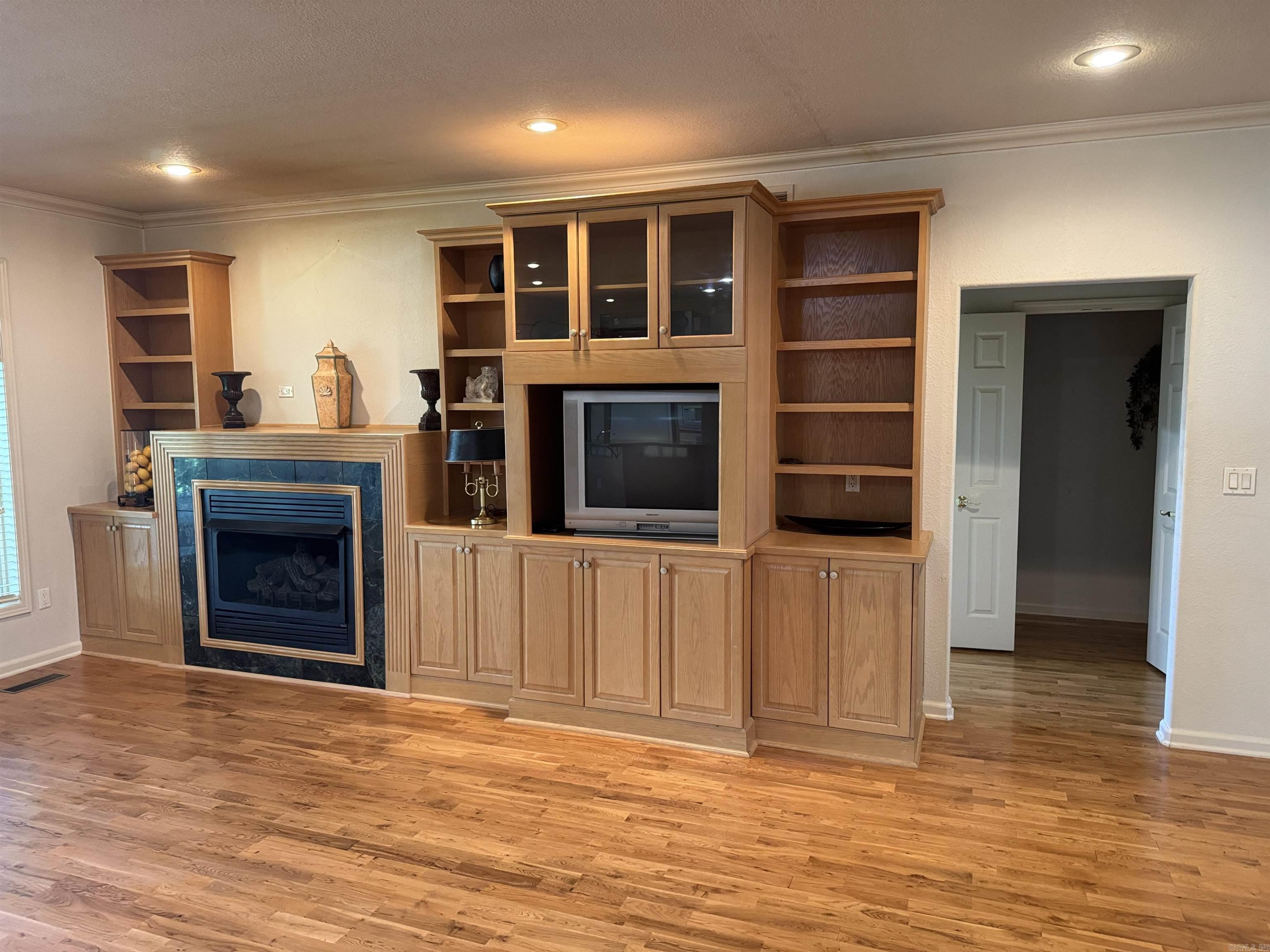 Sky Point Estates-Lake - Residential