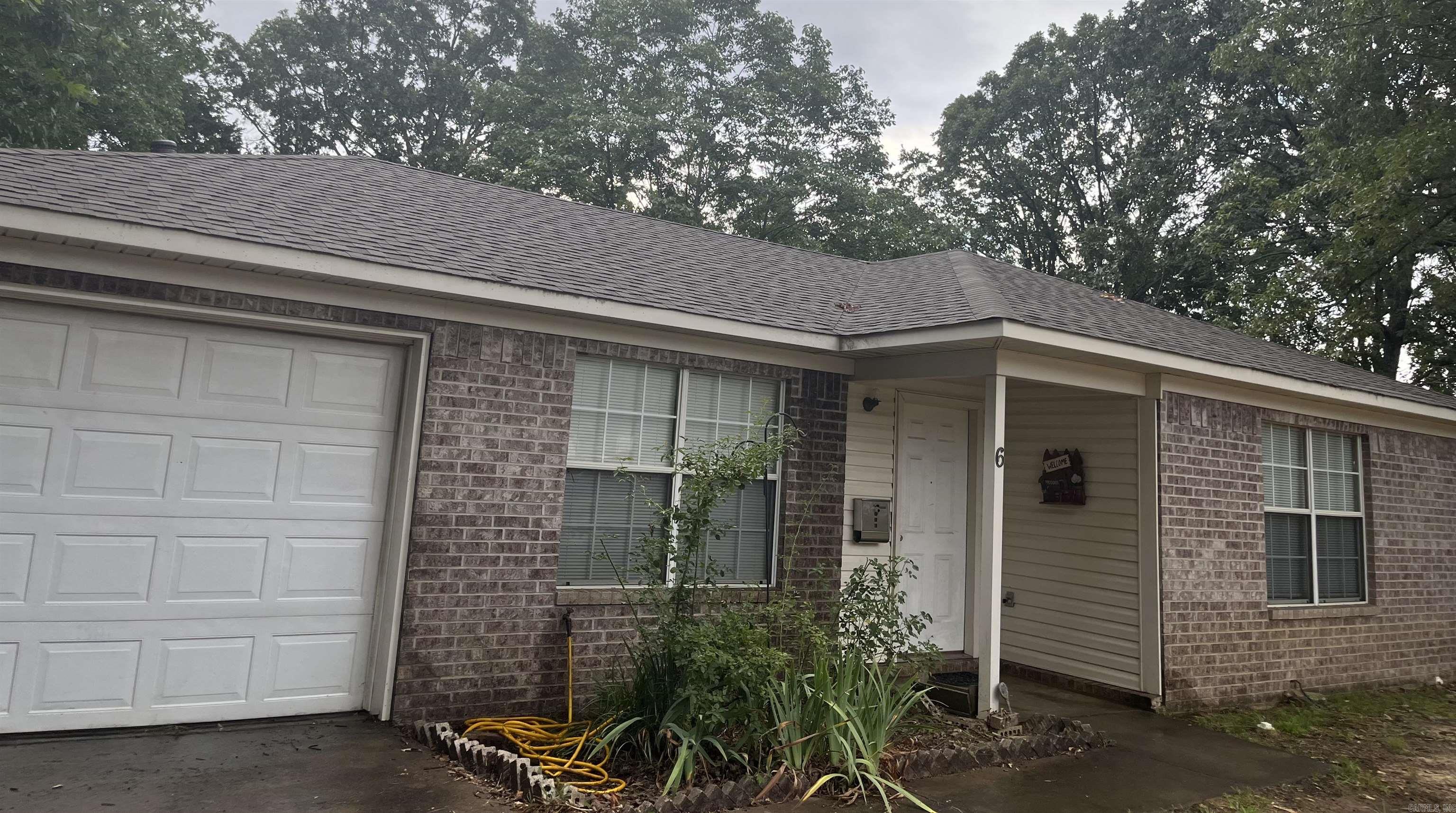 BRIAR SPRINGS - Residential