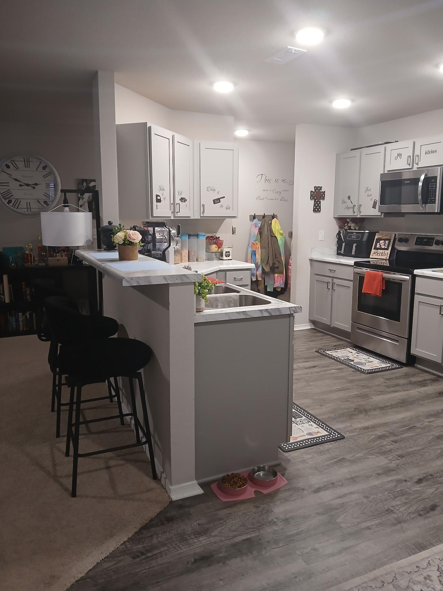 THE MEADOWS - Residential