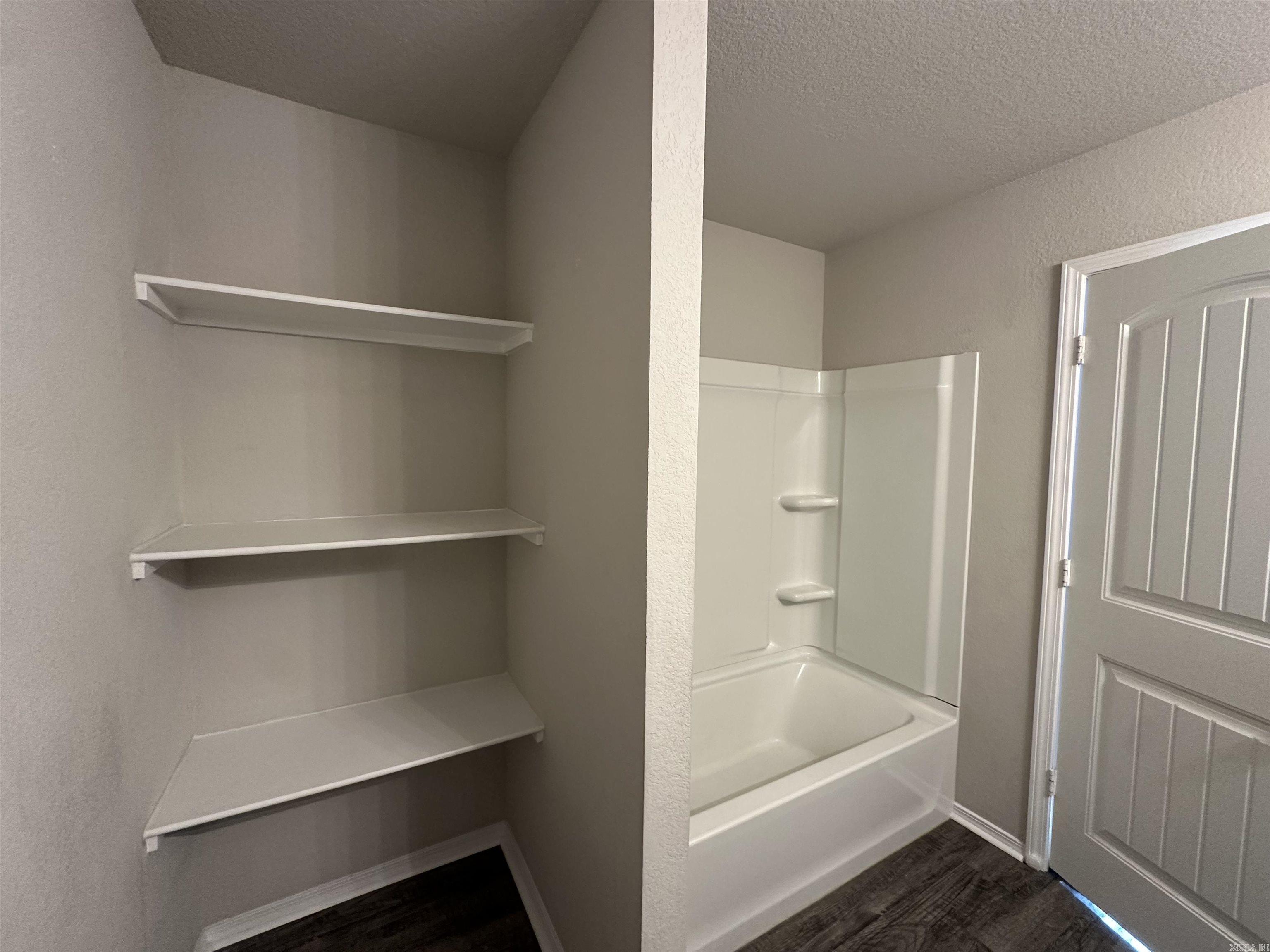 THE MEADOWS - Residential