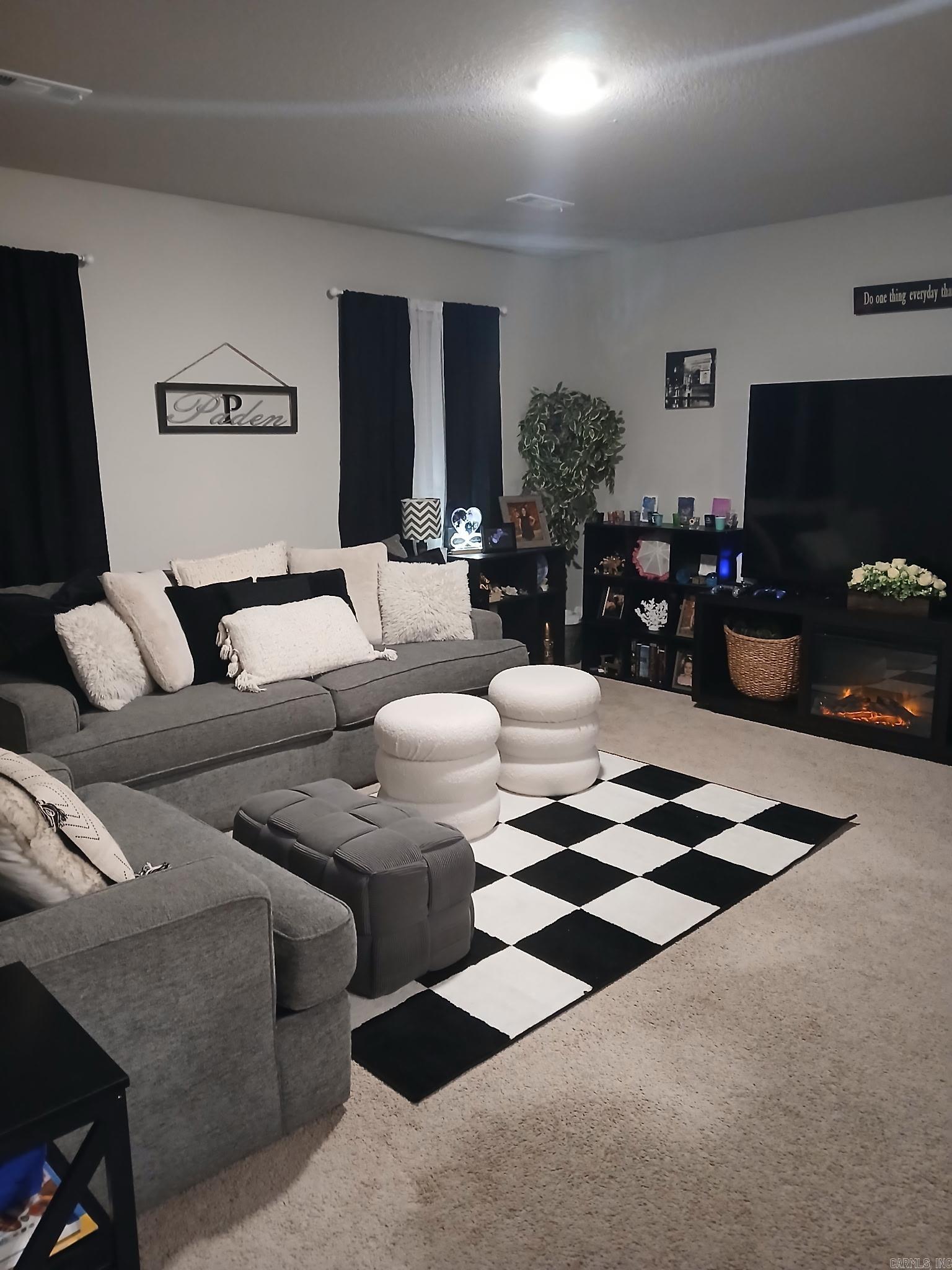 THE MEADOWS - Residential