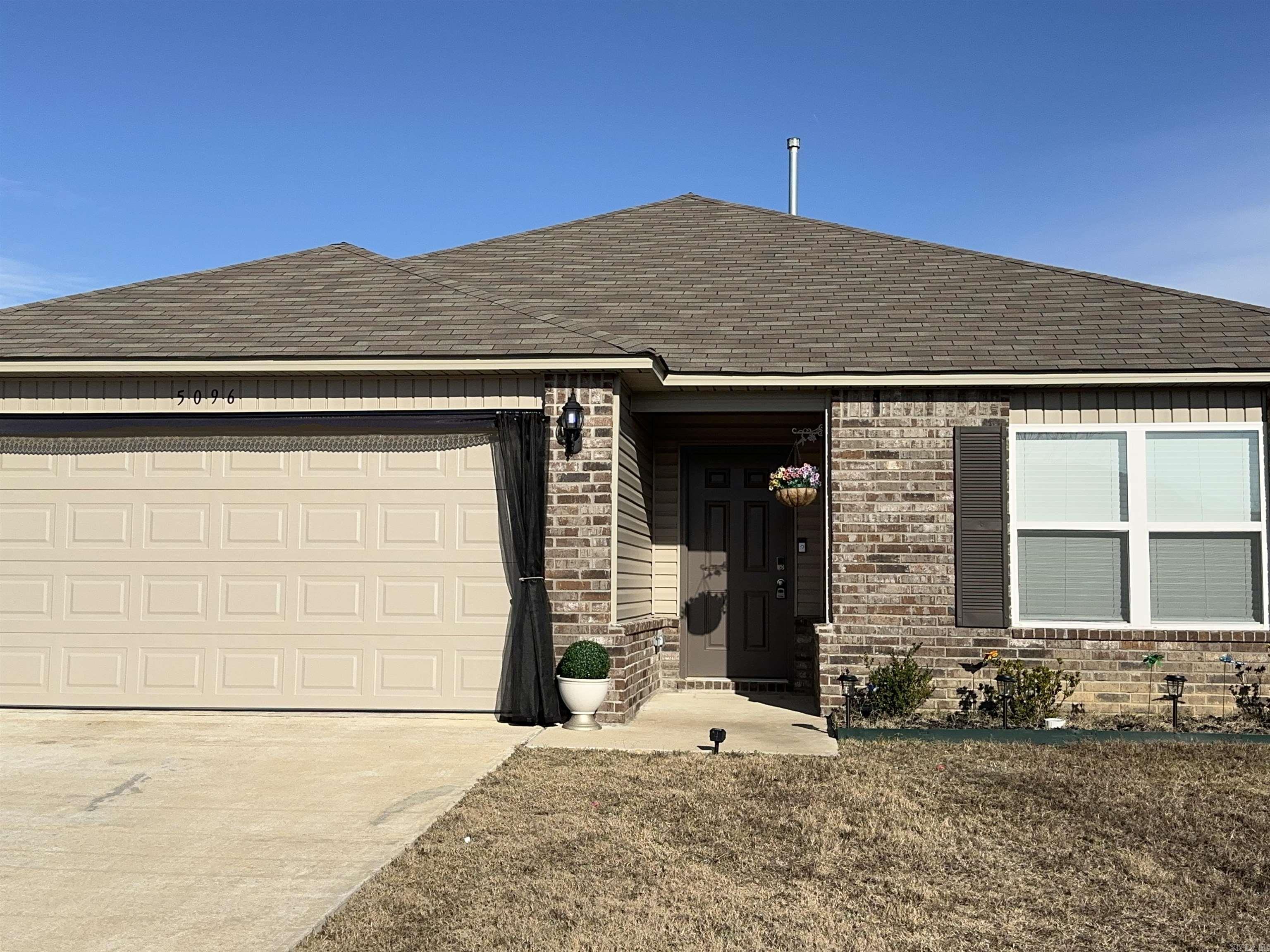 THE MEADOWS - Residential