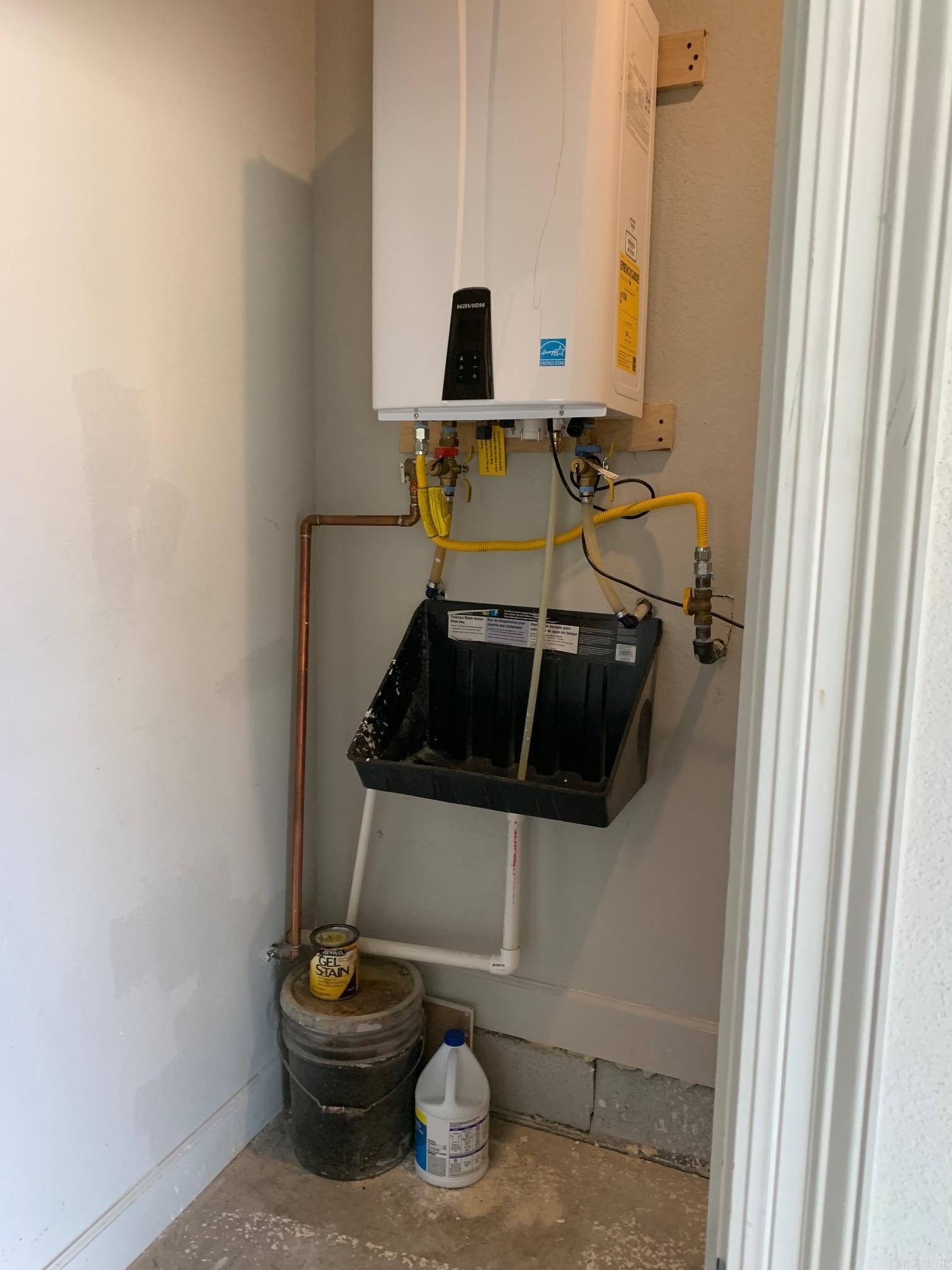 Castleberry Meadows - Residential Lease