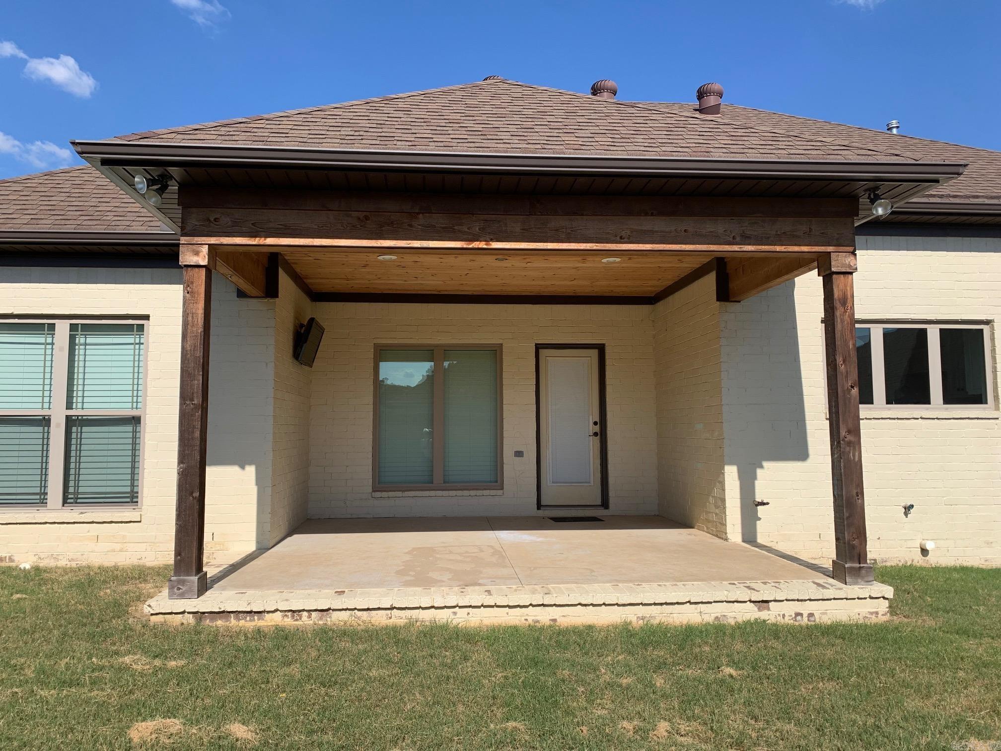 Castleberry Meadows - Residential Lease