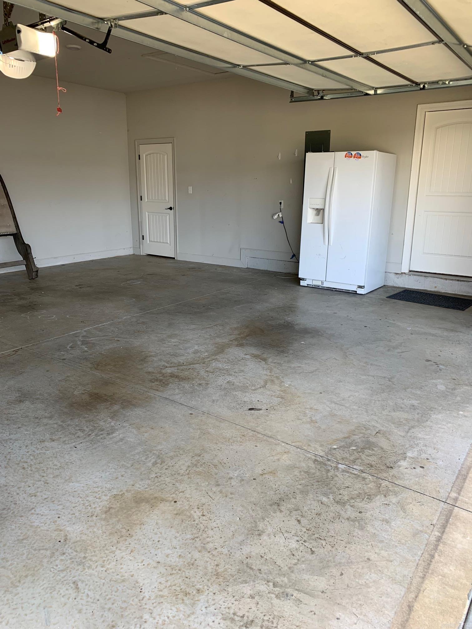 Castleberry Meadows - Residential Lease