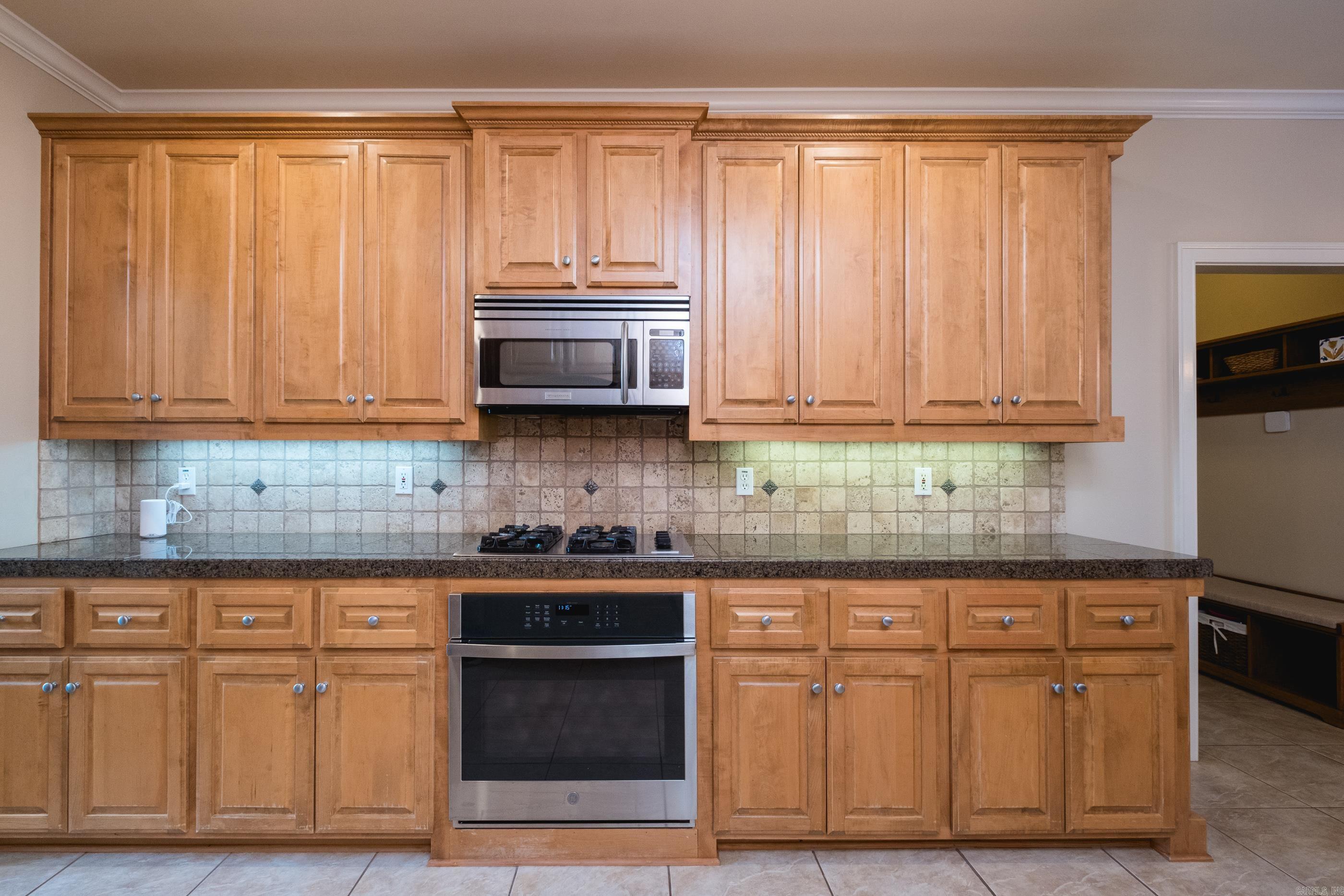 MADISON VALLEY - Residential