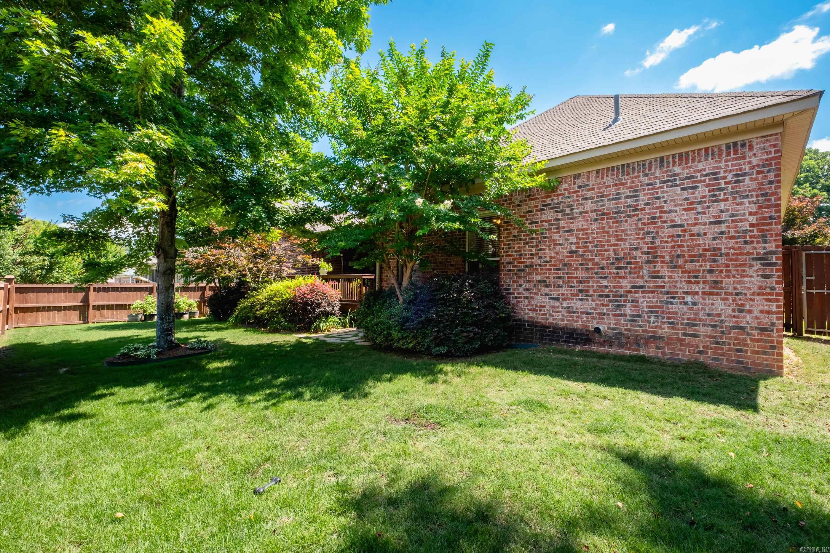 MADISON VALLEY - Residential