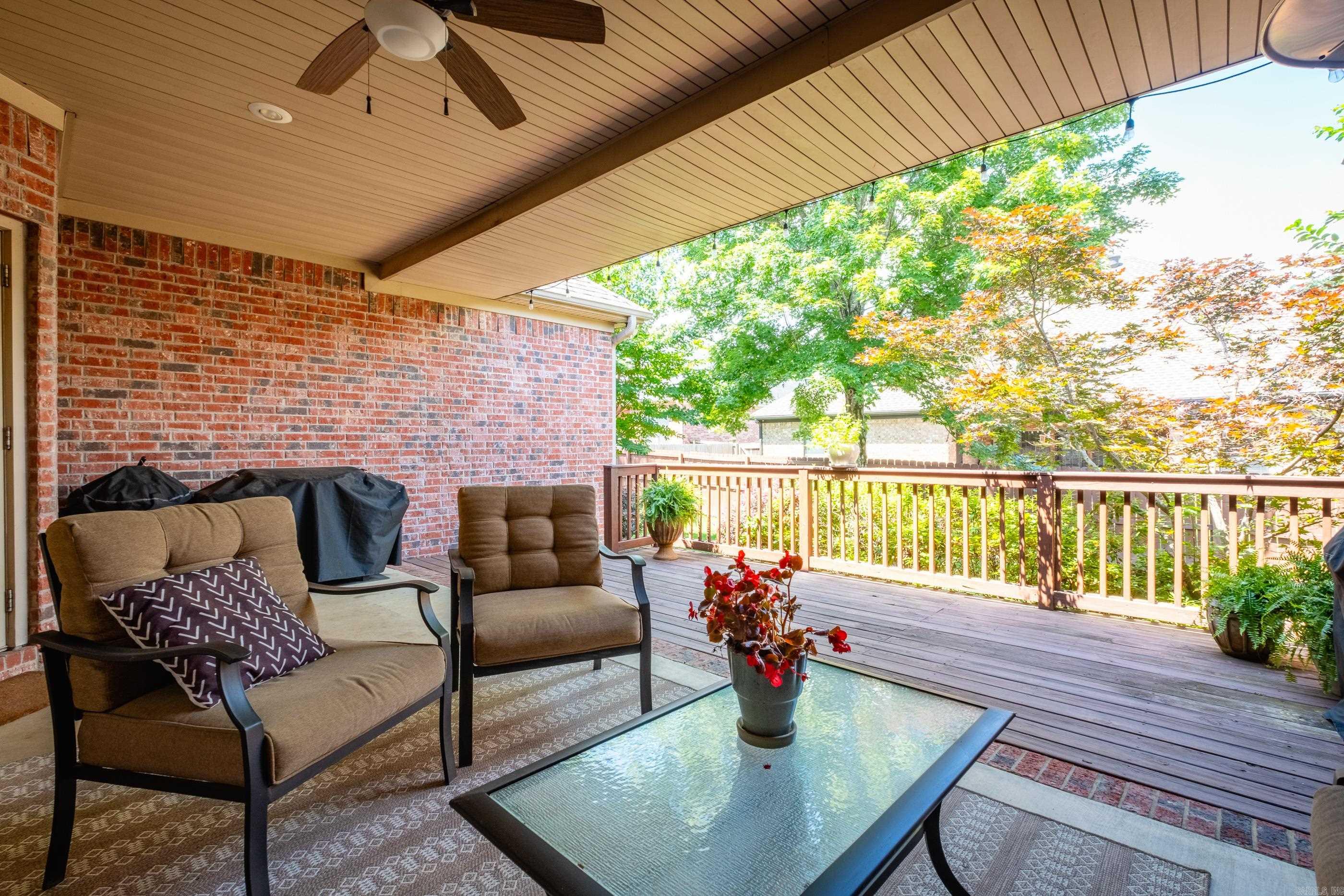 MADISON VALLEY - Residential