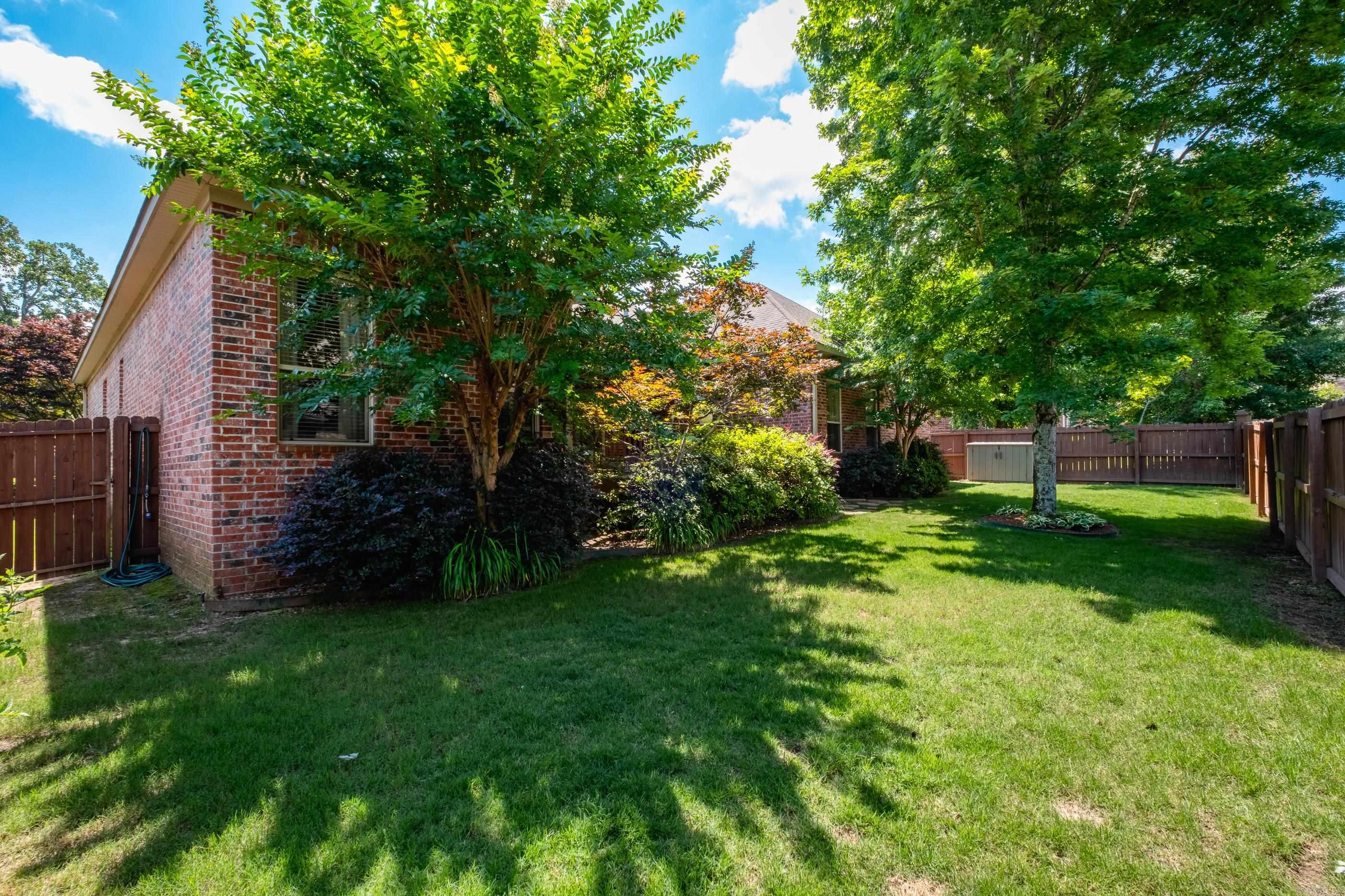 MADISON VALLEY - Residential