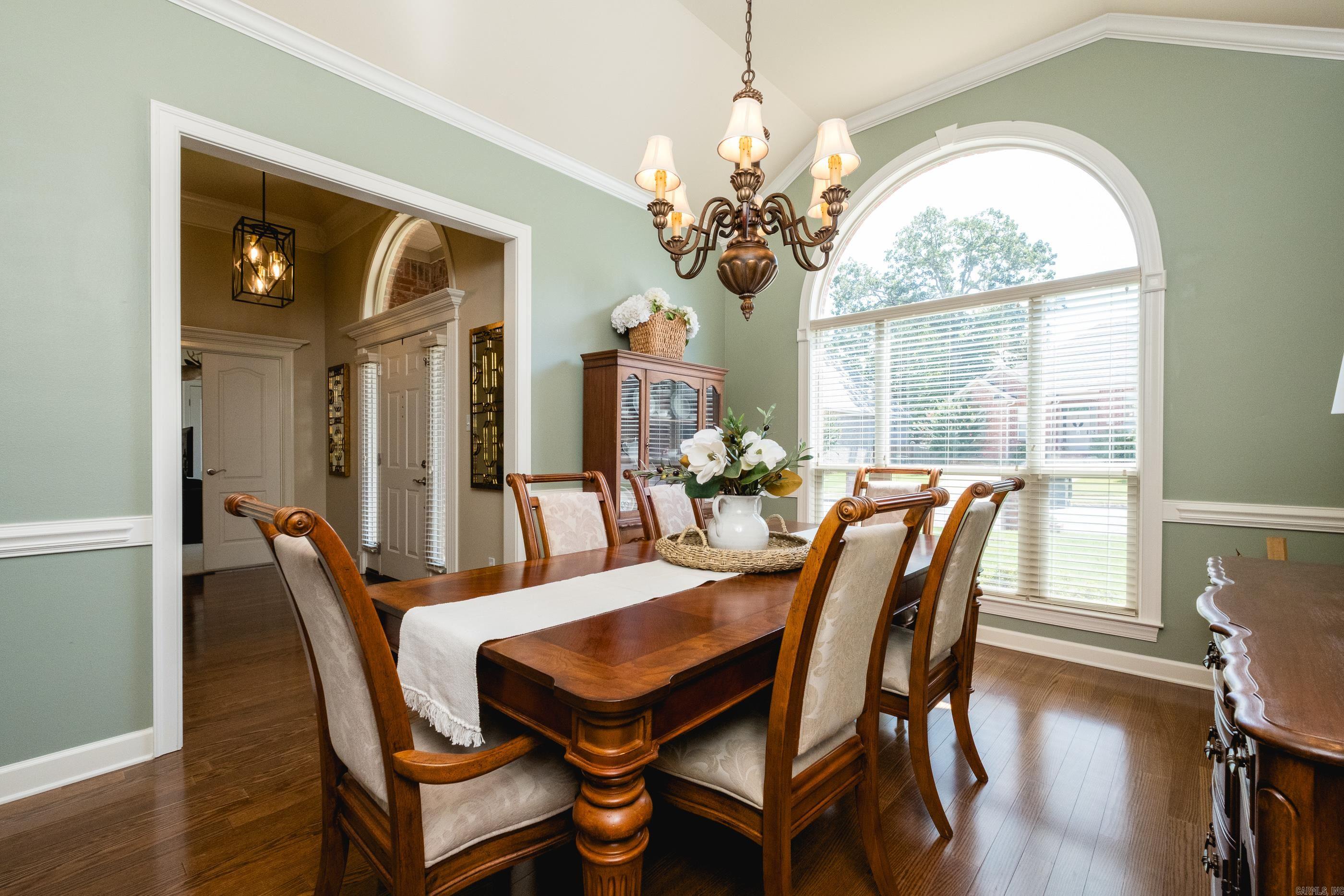 MADISON VALLEY - Residential