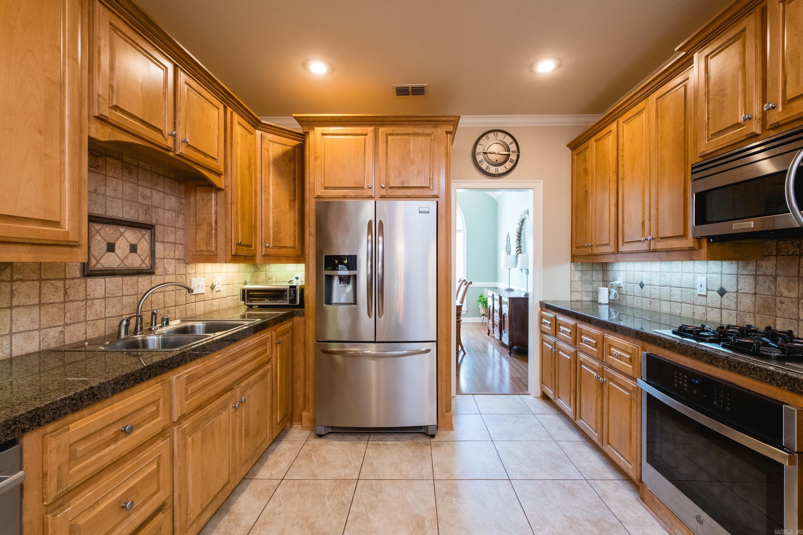 MADISON VALLEY - Residential