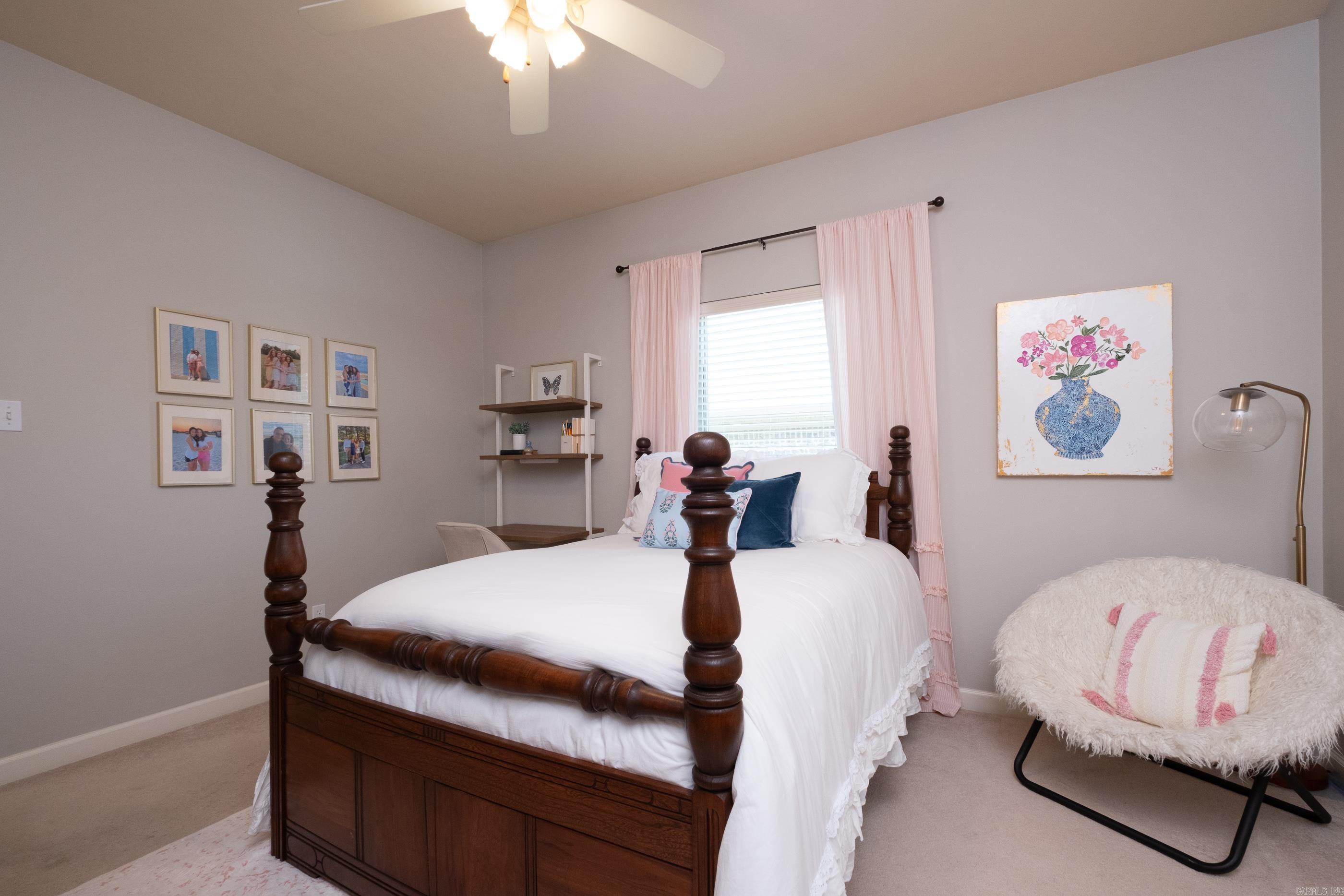 MADISON VALLEY - Residential