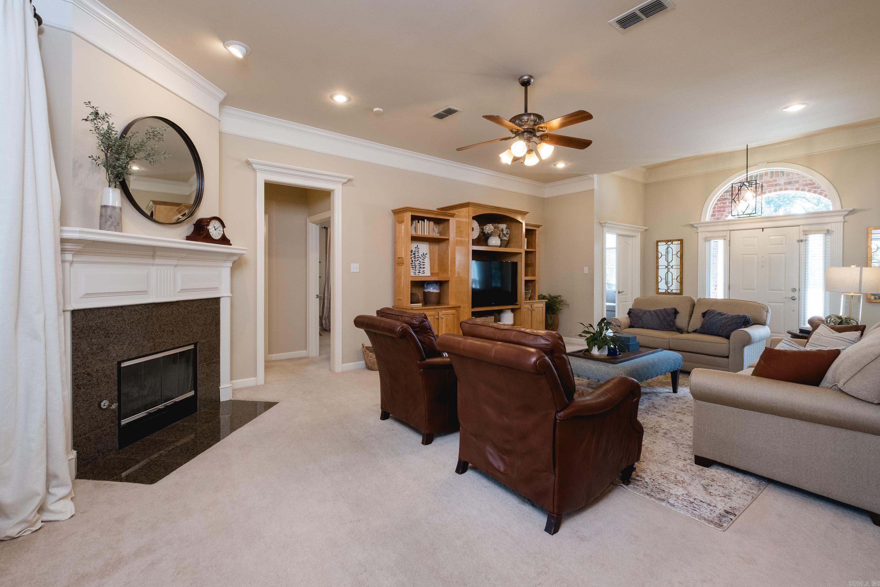 MADISON VALLEY - Residential