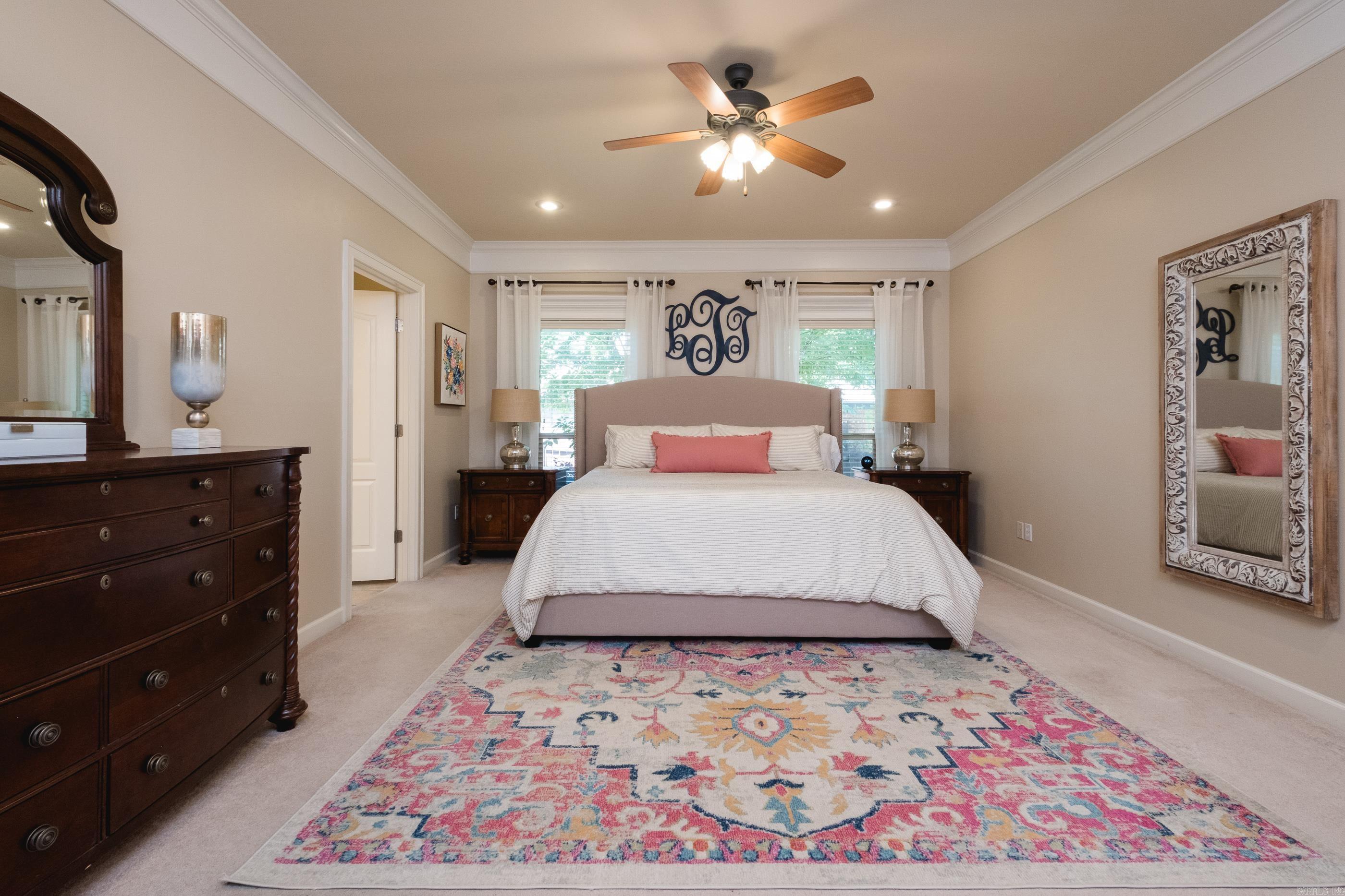 MADISON VALLEY - Residential