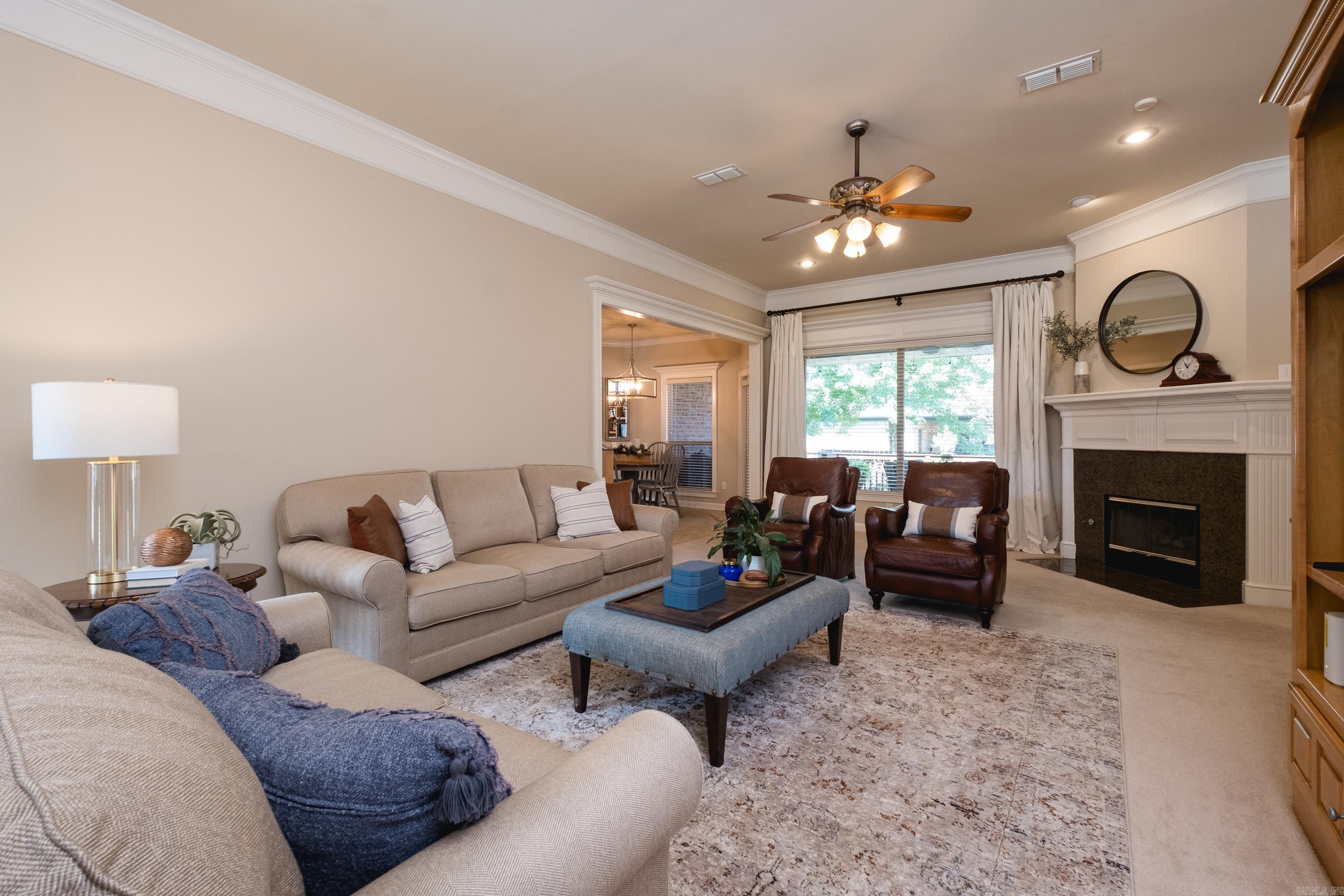 MADISON VALLEY - Residential